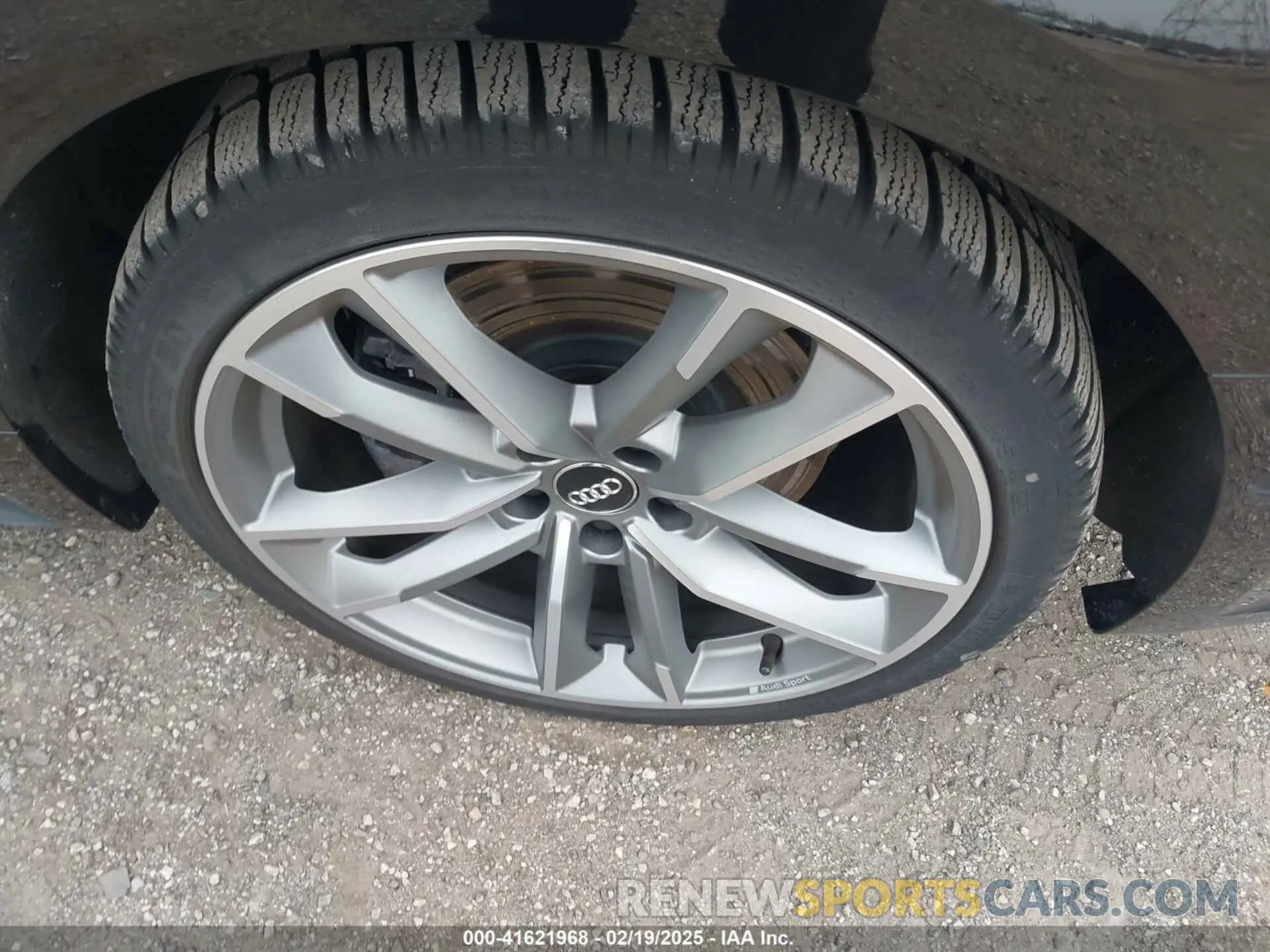 12 Photograph of a damaged car WAUFNCF56KA018173 AUDI A5 2019