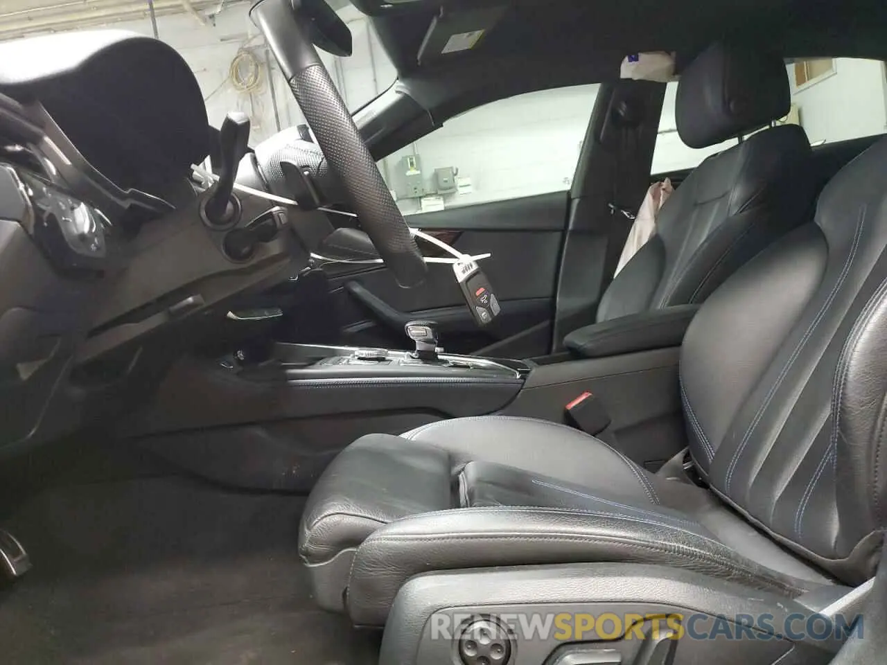 7 Photograph of a damaged car WAUFNCF56KA072055 AUDI A5 2019
