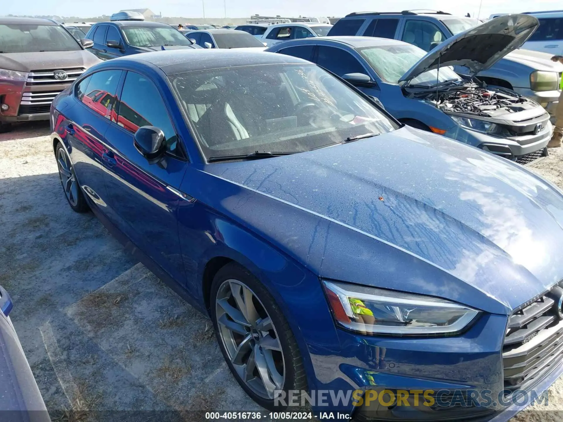 1 Фотография поврежденного автомобиля WAUFNDF58KA007147 AUDI A5 2019