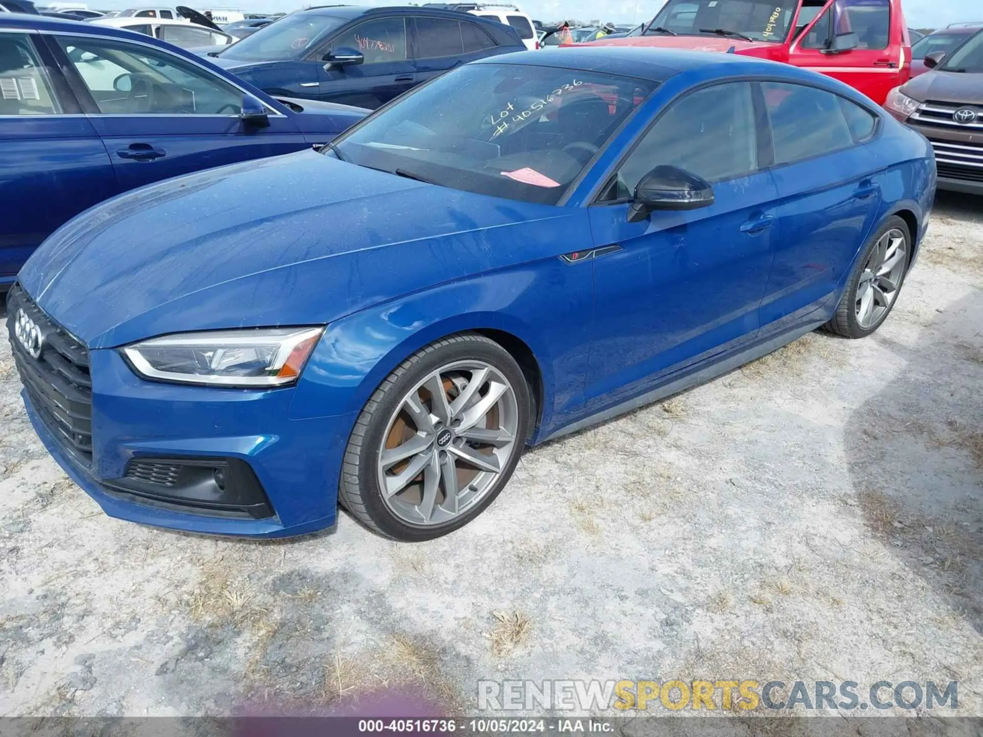 2 Фотография поврежденного автомобиля WAUFNDF58KA007147 AUDI A5 2019