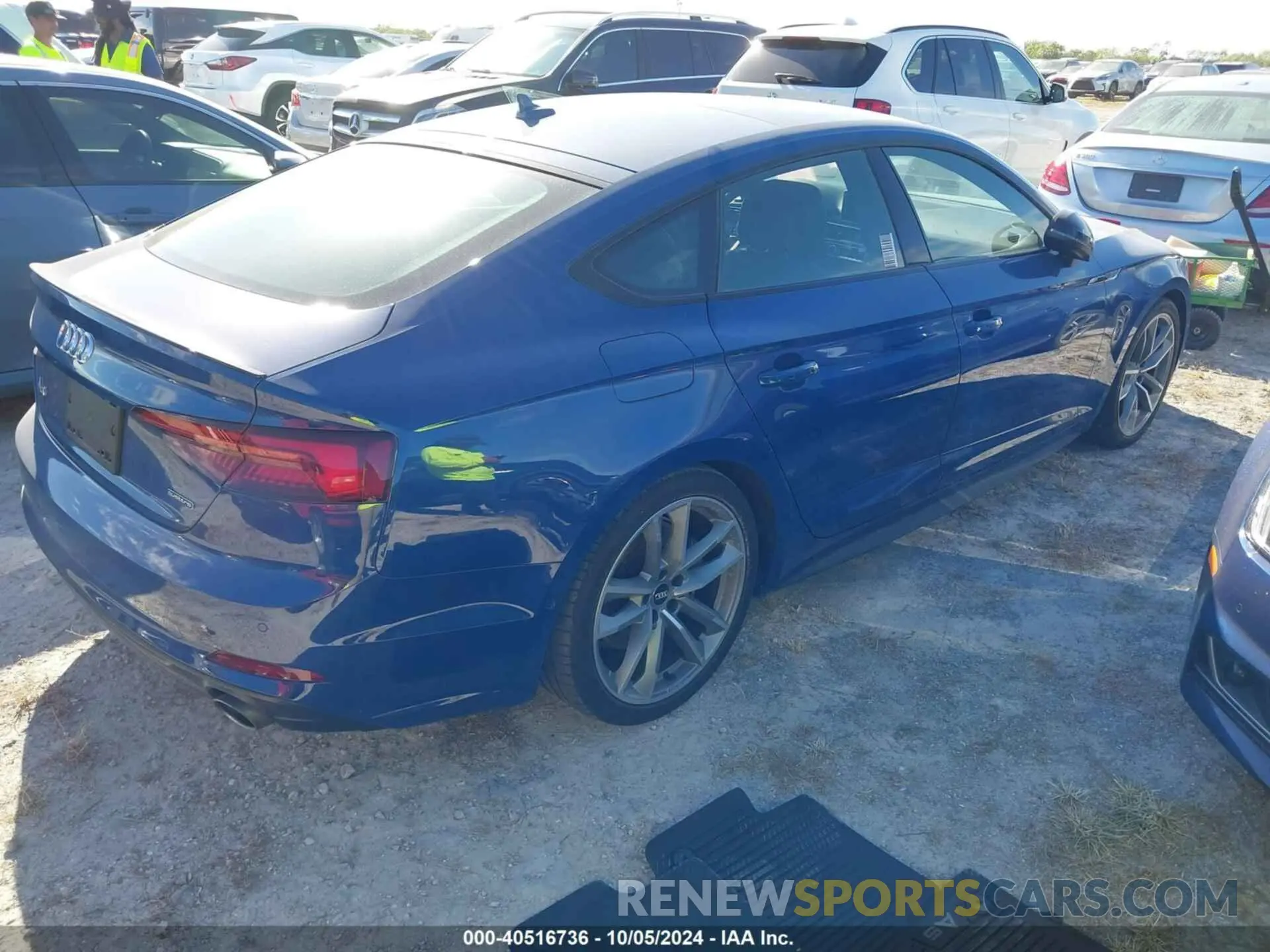 4 Фотография поврежденного автомобиля WAUFNDF58KA007147 AUDI A5 2019
