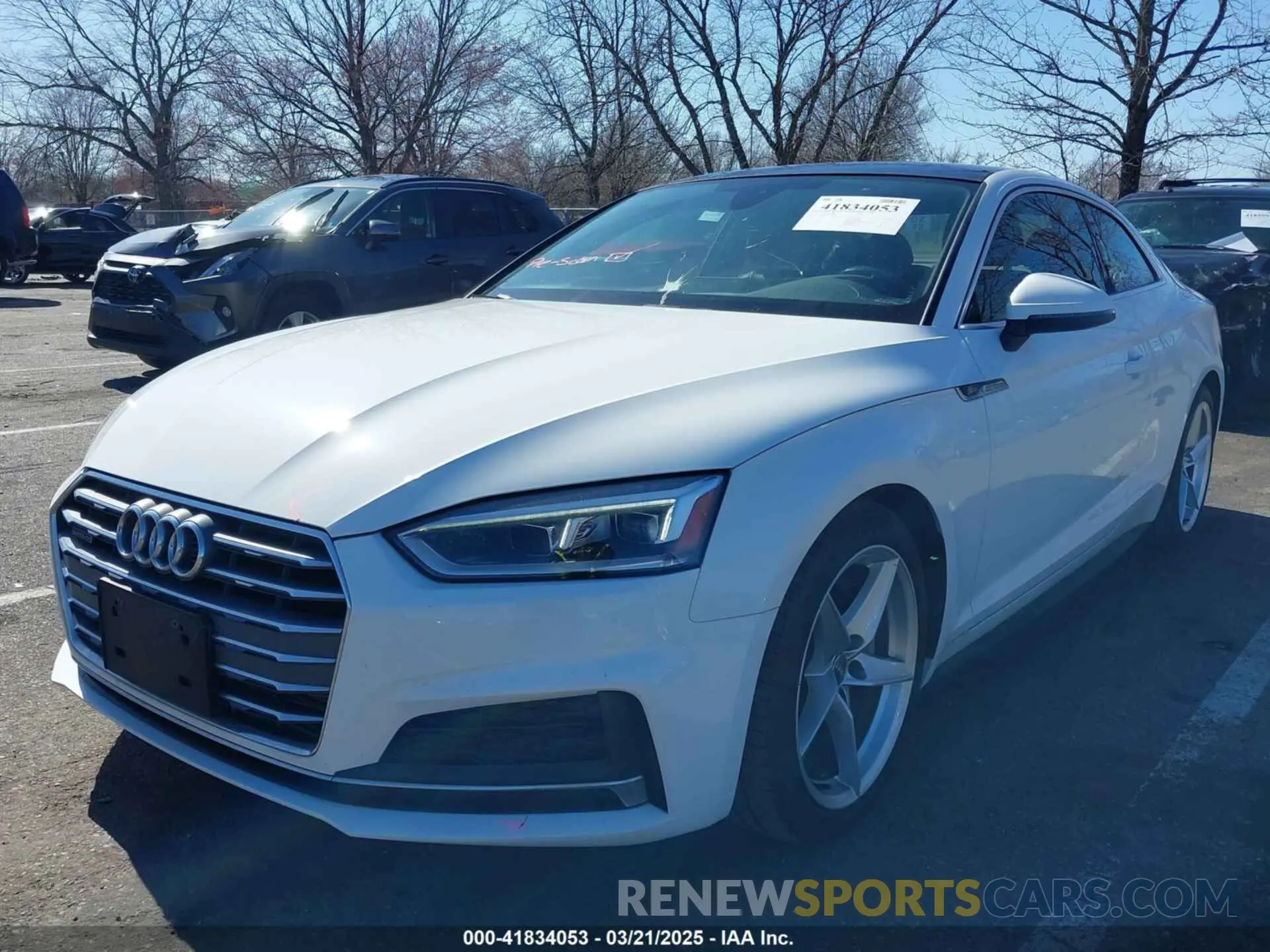 2 Фотография поврежденного автомобиля WAUSNAF53KA026928 AUDI A5 2019