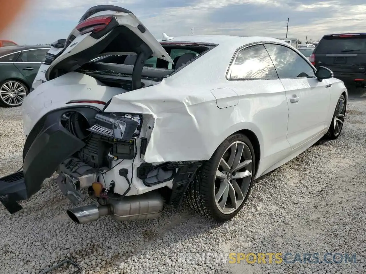 4 Фотография поврежденного автомобиля WAUTNAF53KA015397 AUDI A5 2019