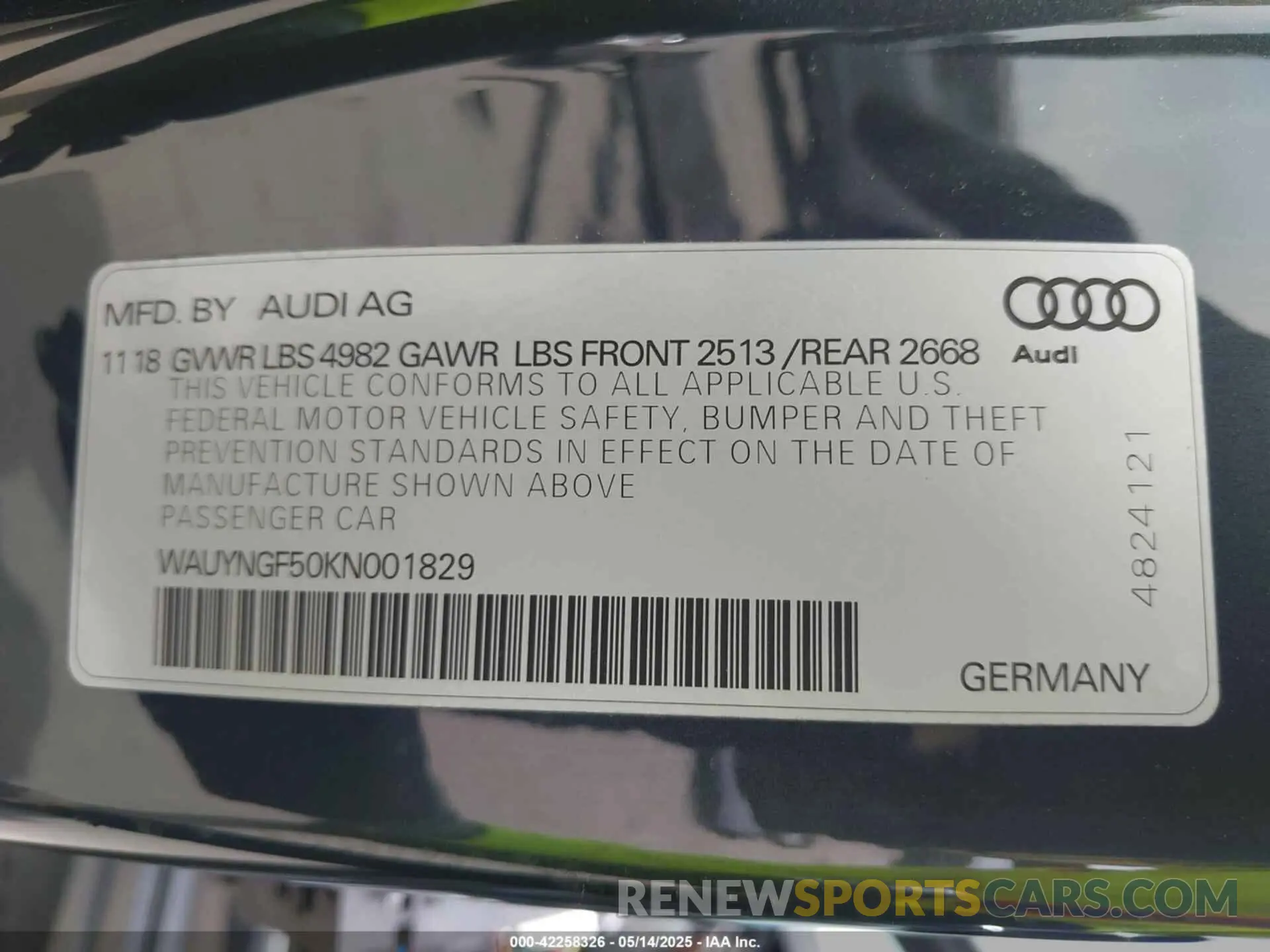 9 Photograph of a damaged car WAUYNGF50KN001829 AUDI A5 2019
