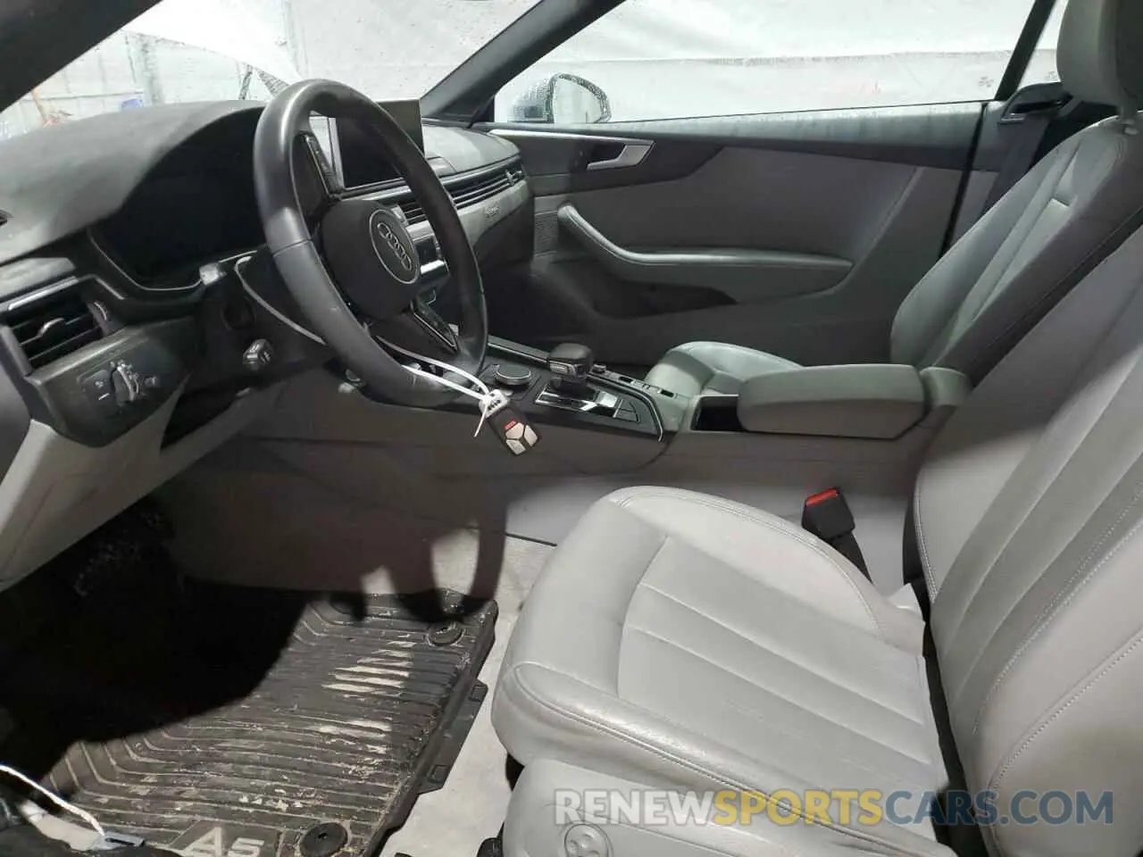 7 Photograph of a damaged car WAUYNGF56KN001933 AUDI A5 2019