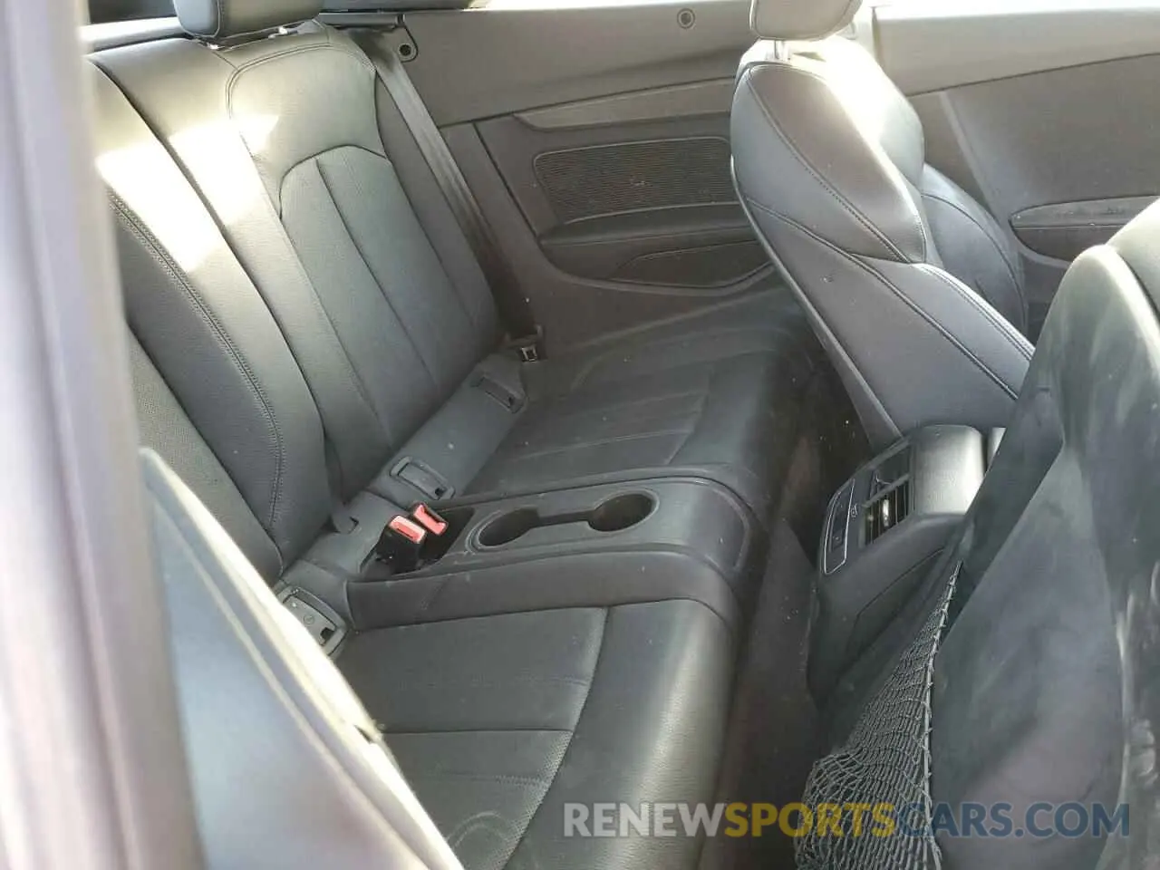 10 Photograph of a damaged car WAUYNGF58KN004994 AUDI A5 2019