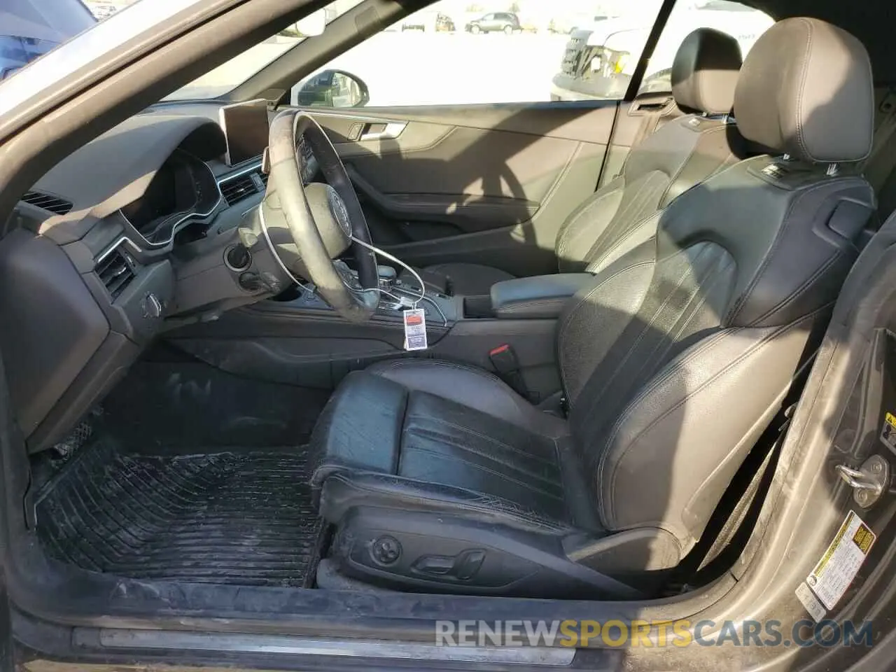 7 Photograph of a damaged car WAUYNGF58KN004994 AUDI A5 2019