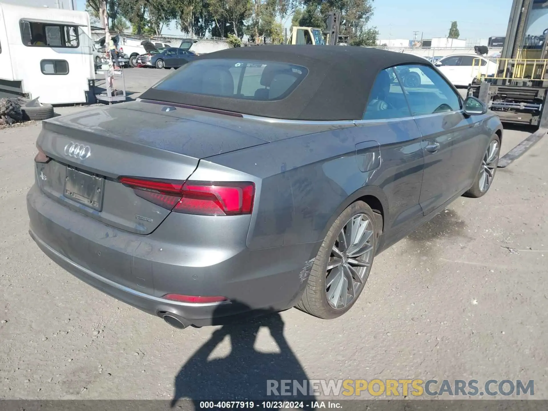 4 Фотография поврежденного автомобиля WAUYNGF59KN002817 AUDI A5 2019