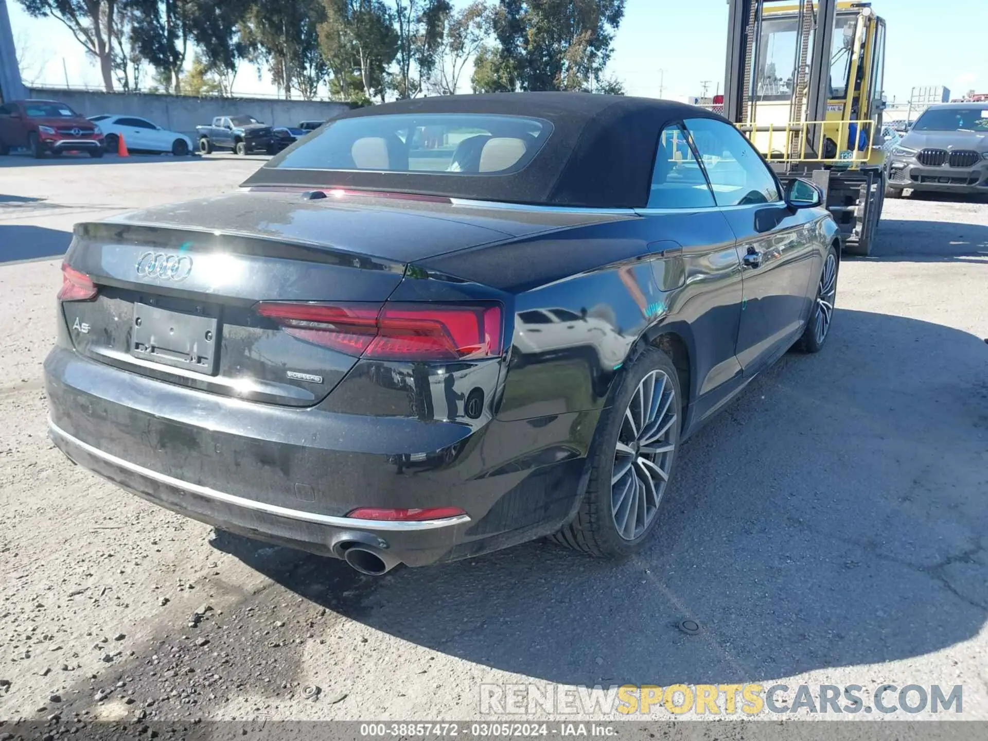 4 Фотография поврежденного автомобиля WAUYNGF59KN005684 AUDI A5 2019
