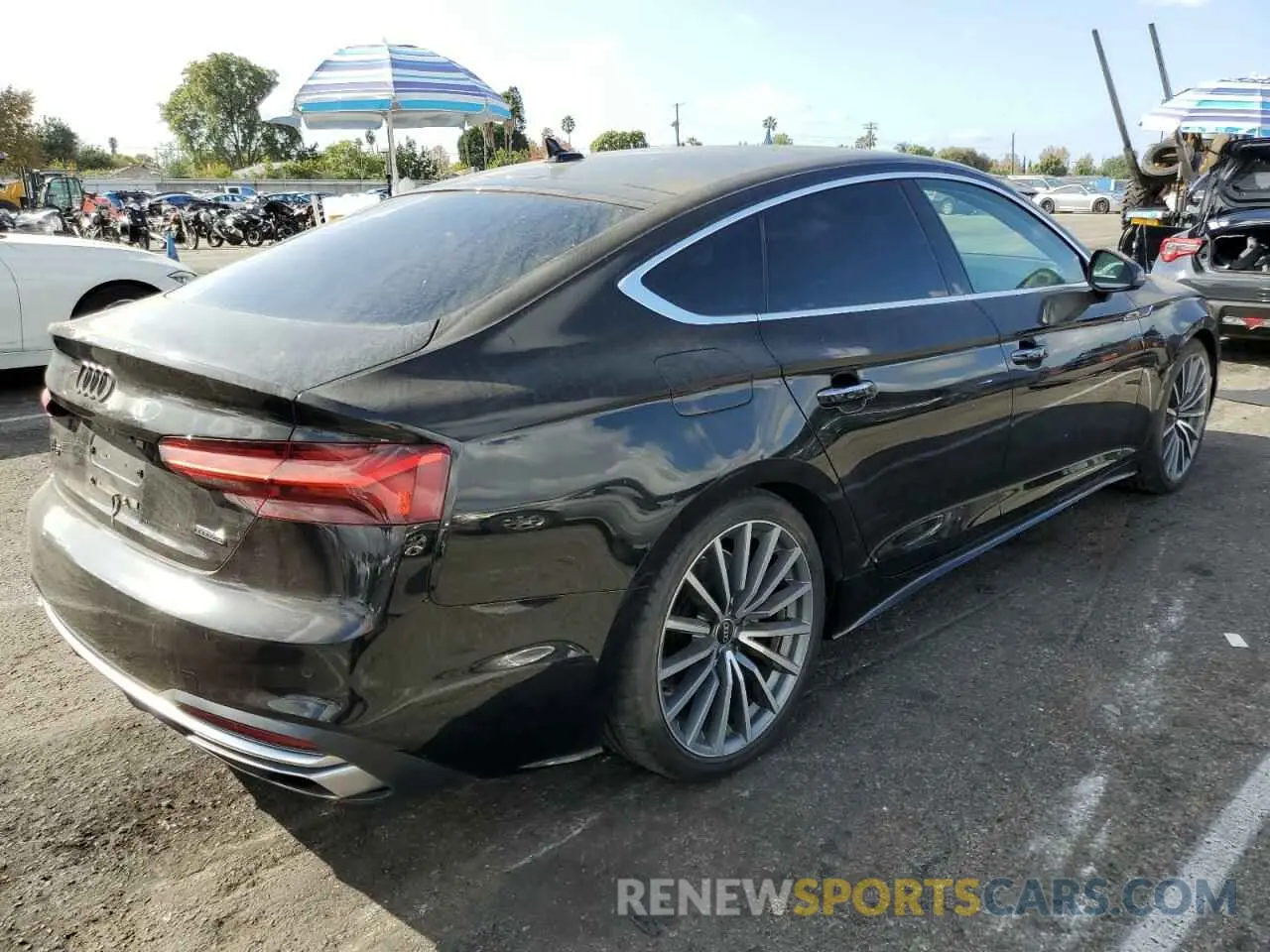 3 Фотография поврежденного автомобиля WAUCBCF51MA040399 AUDI A5 2021