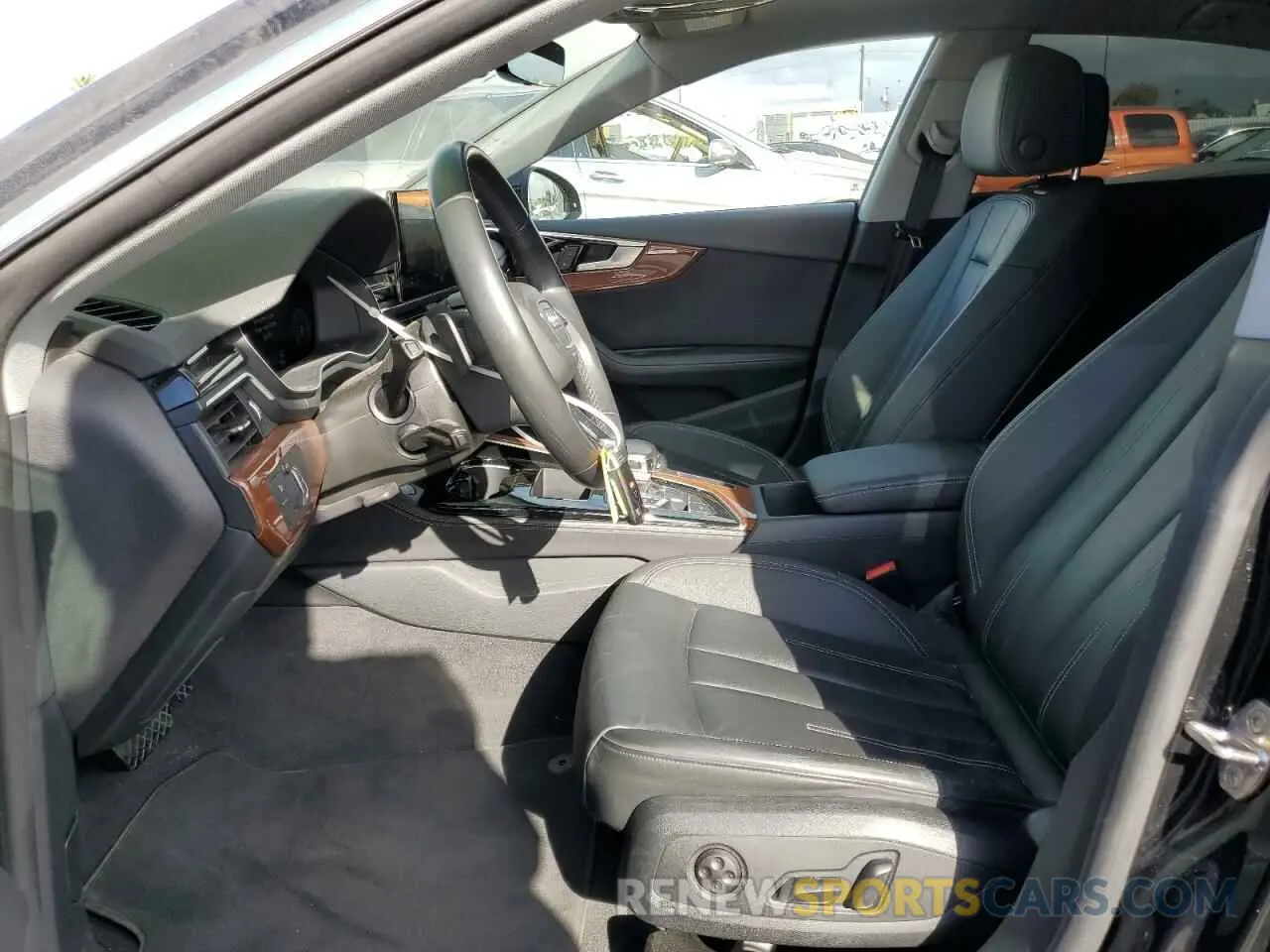 7 Фотография поврежденного автомобиля WAUCBCF51MA040399 AUDI A5 2021