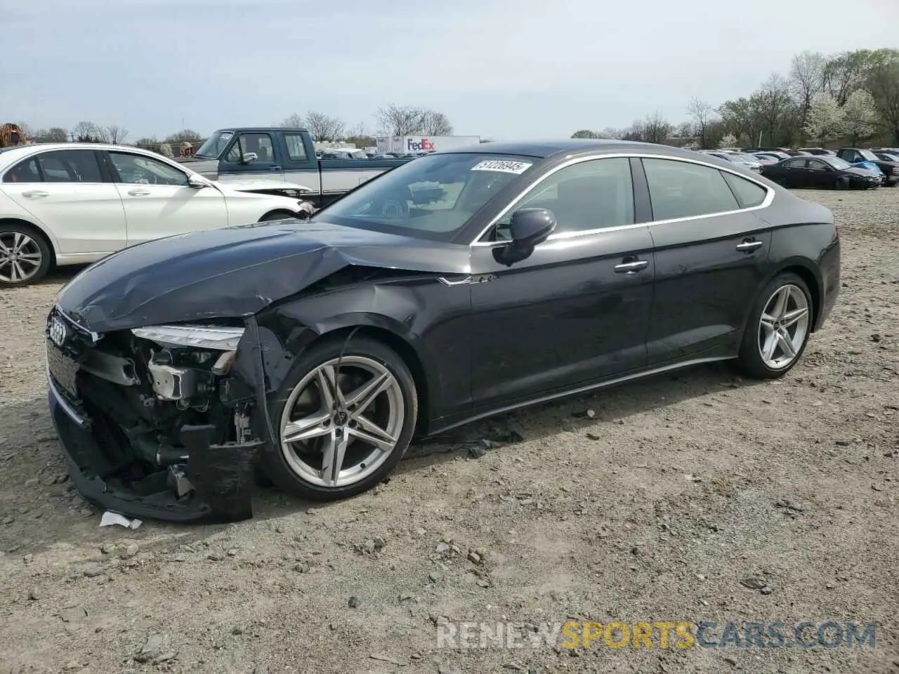 1 Фотография поврежденного автомобиля WAUCBCF57MA055196 AUDI A5 2021