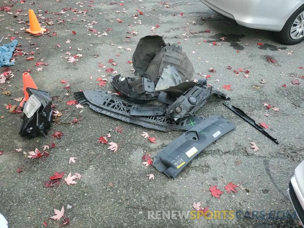 13 Photograph of a damaged car WAUDACF51MA017714 AUDI A5 2021