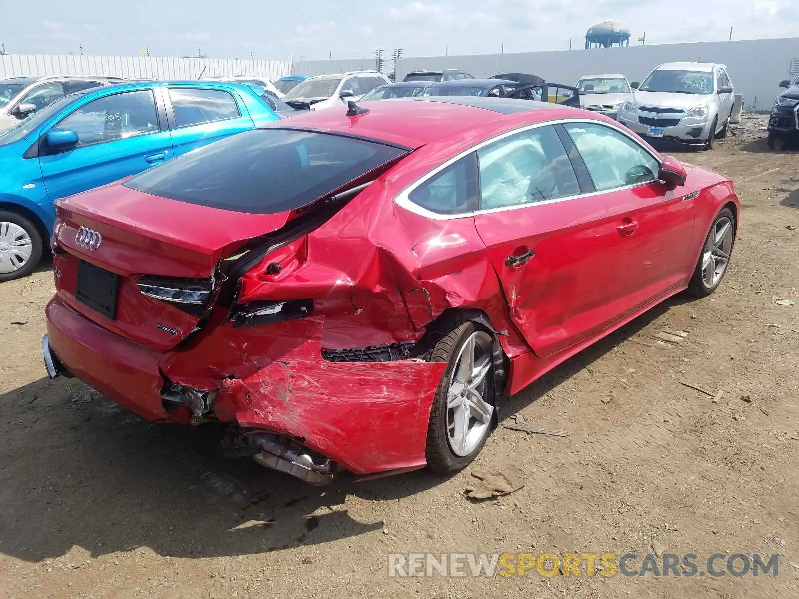 3 Фотография поврежденного автомобиля WAUDACF56MA044438 AUDI A5 2021
