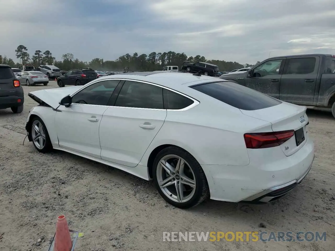 2 Фотография поврежденного автомобиля WAUDACF5XMA039260 AUDI A5 2021