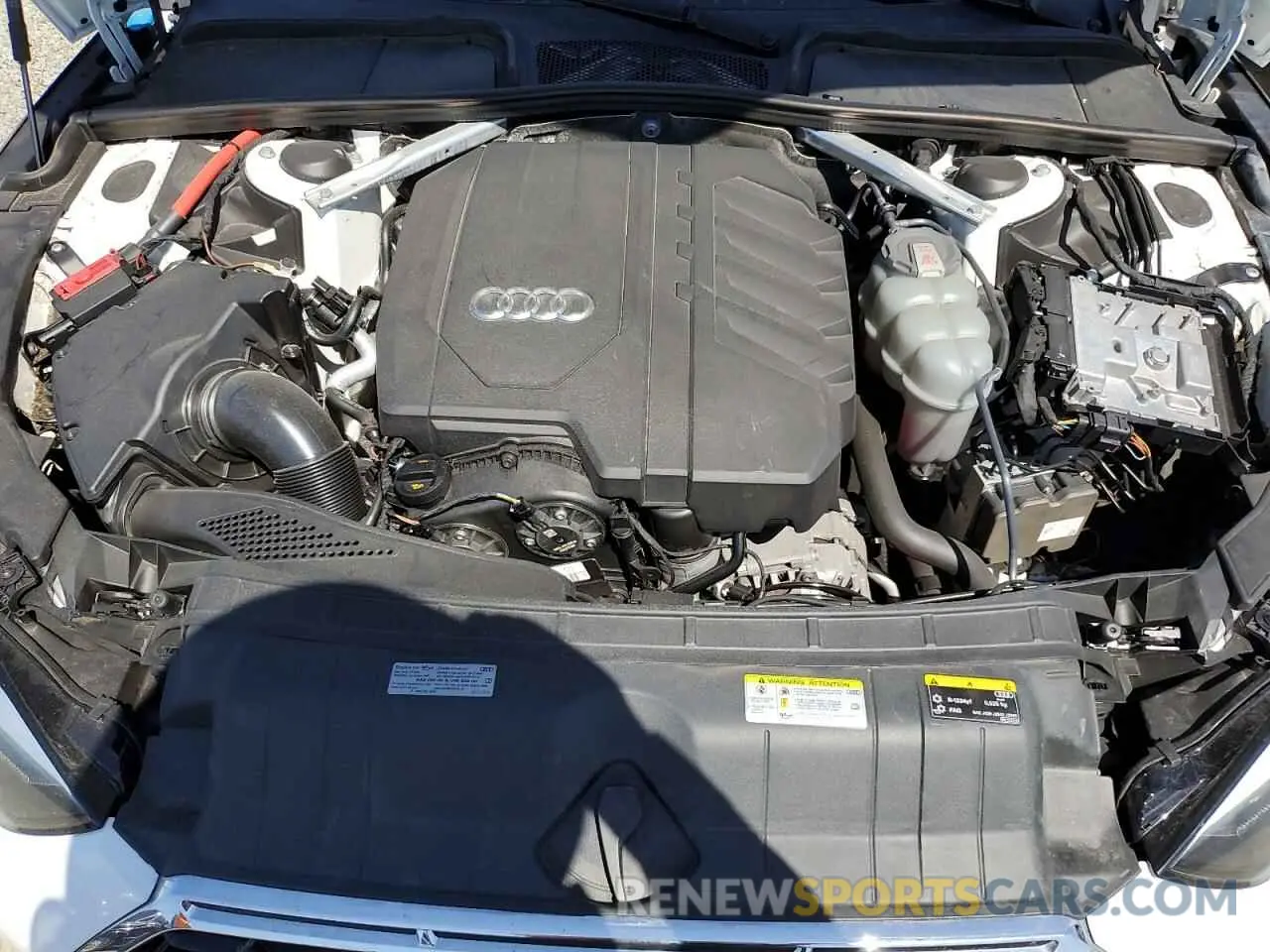 11 Photograph of a damaged car WAUDACF5XMA057130 AUDI A5 2021