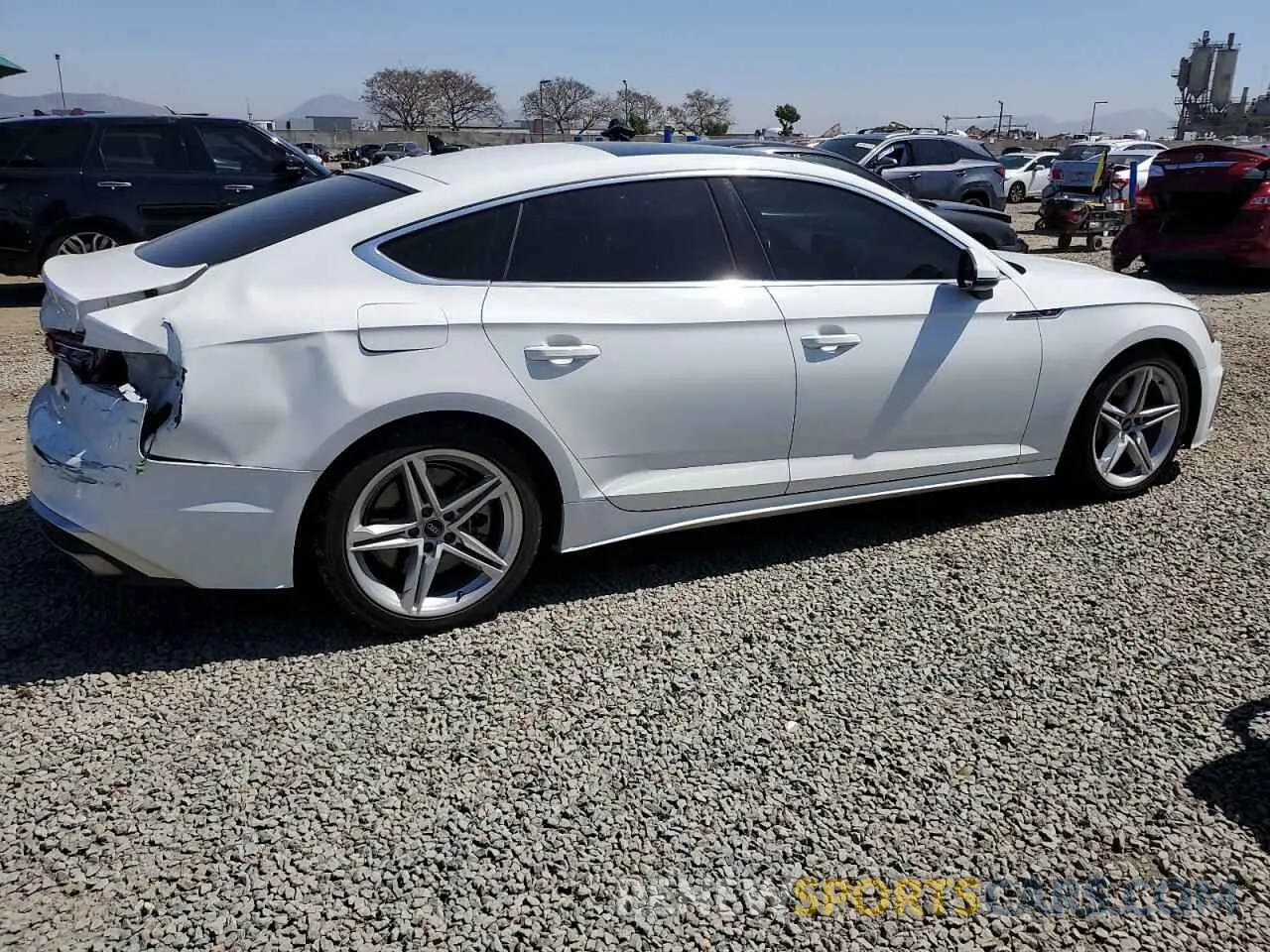 3 Photograph of a damaged car WAUDACF5XMA057130 AUDI A5 2021