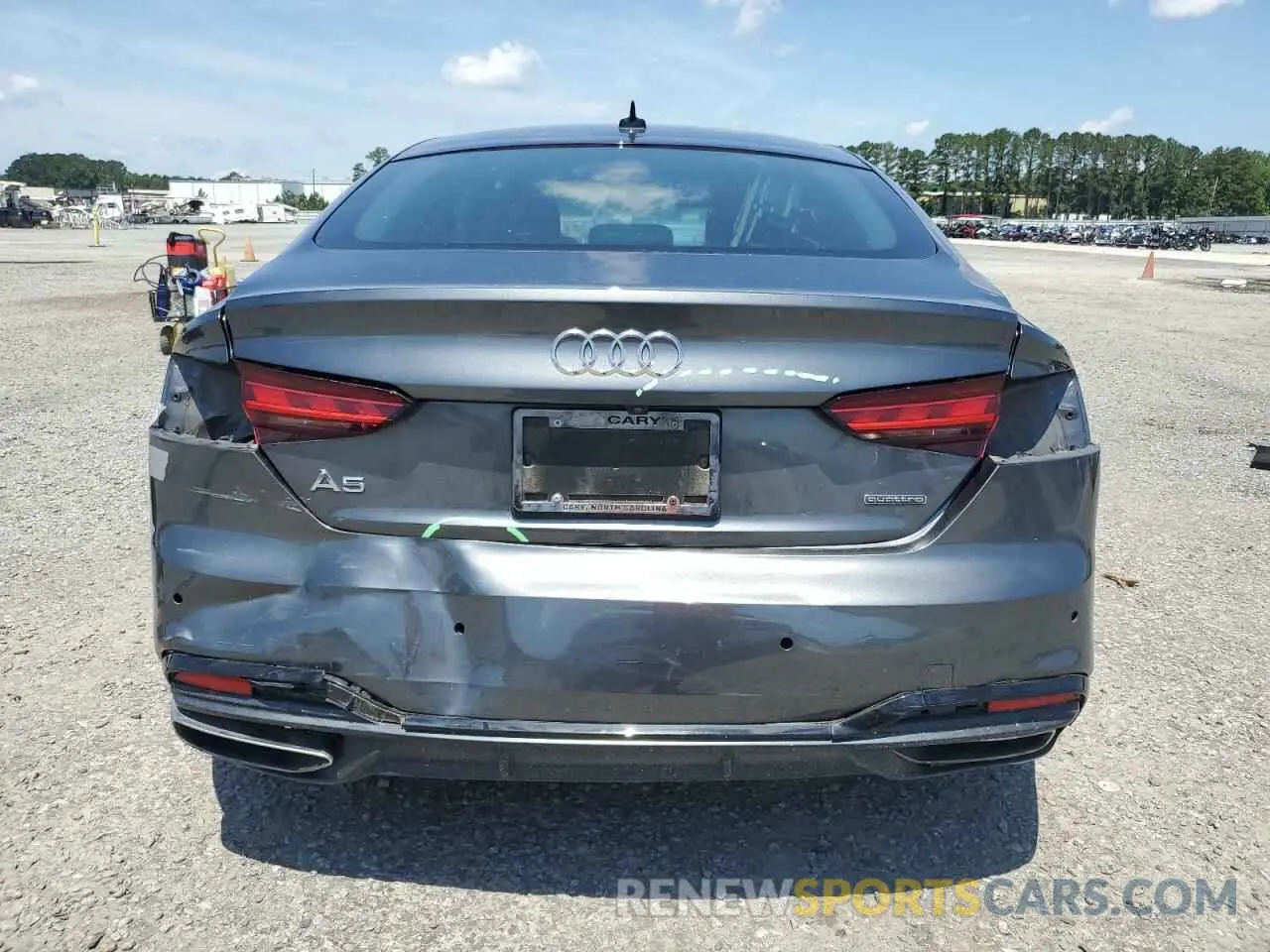 6 Photograph of a damaged car WAUFACF51MA024011 AUDI A5 2021
