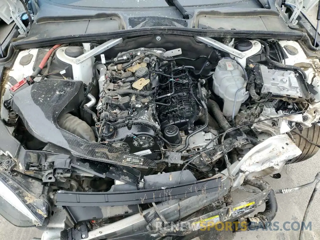 11 Photograph of a damaged car WAUFACF51MA040953 AUDI A5 2021