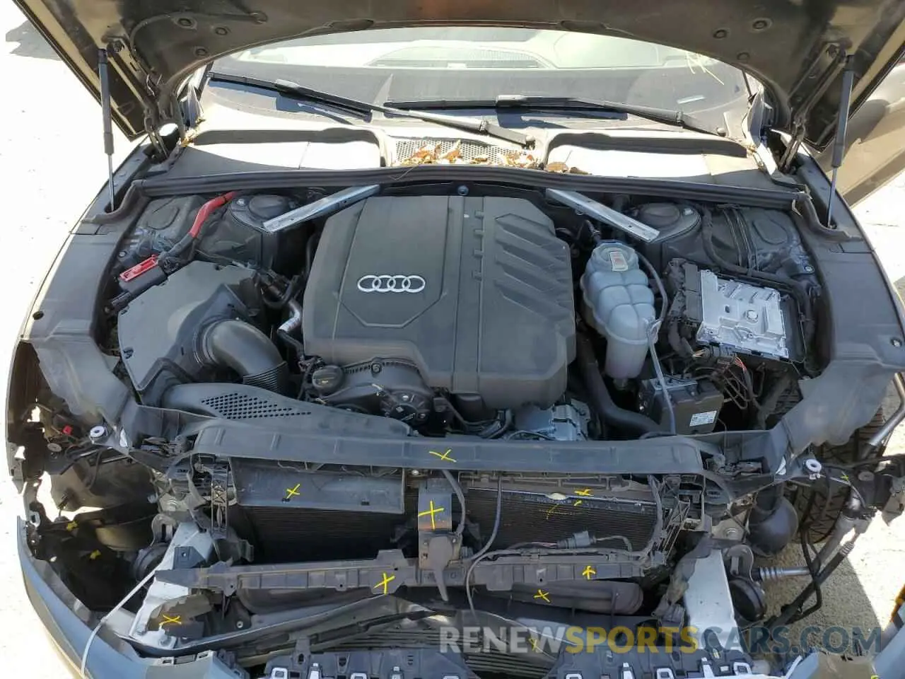11 Photograph of a damaged car WAUFACF52MA025944 AUDI A5 2021