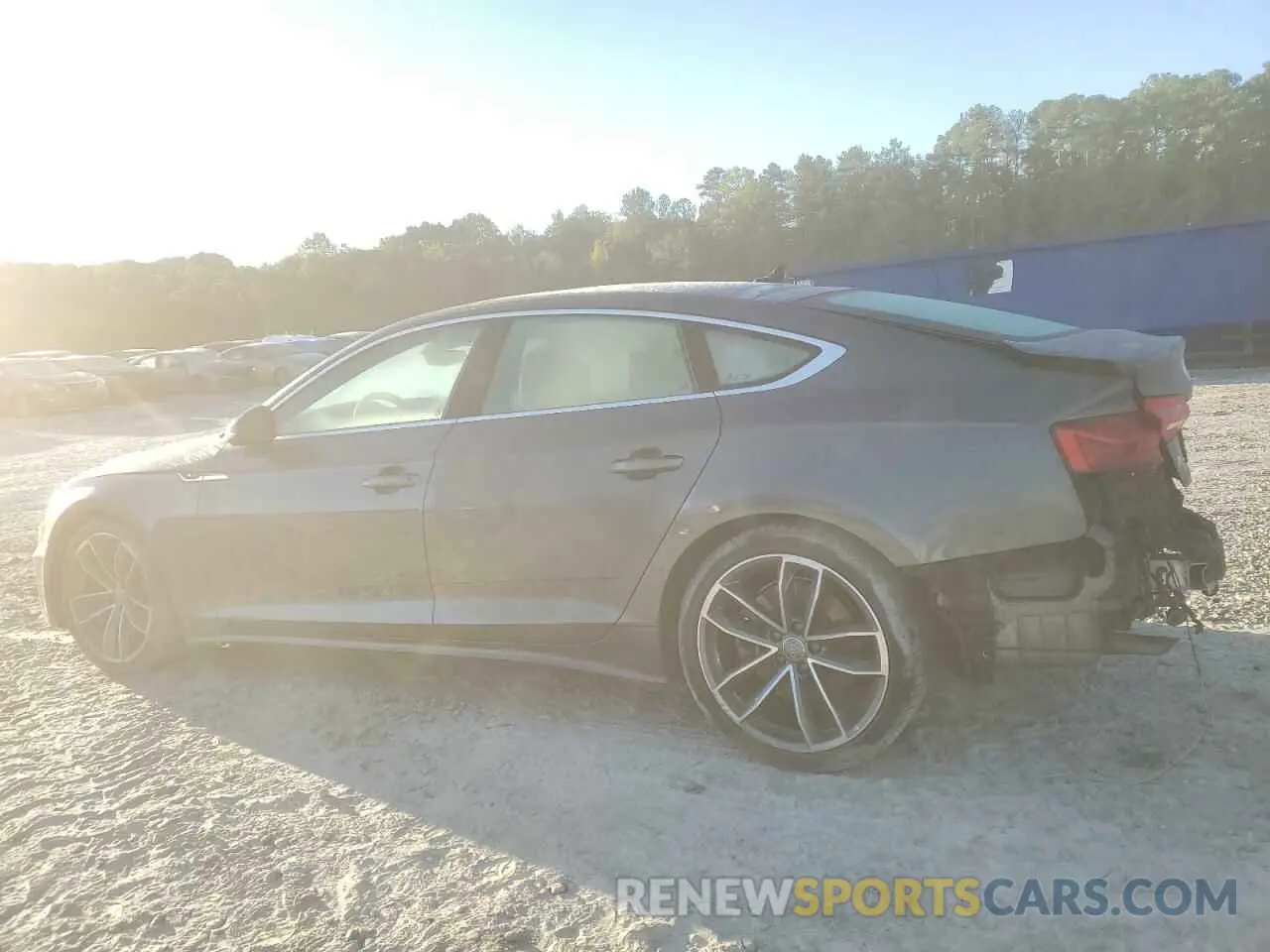 2 Фотография поврежденного автомобиля WAUFACF55MA019605 AUDI A5 2021