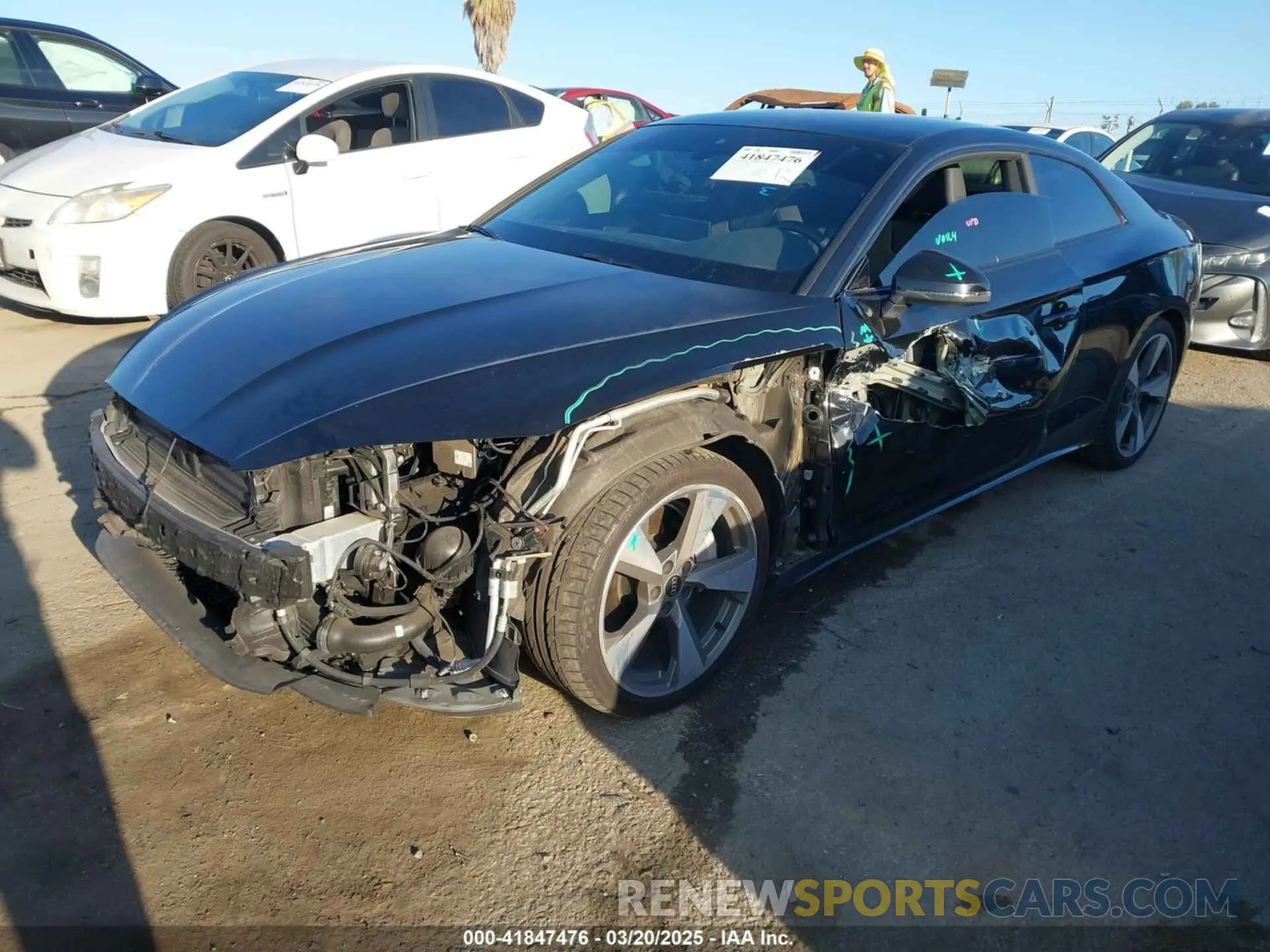 2 Фотография поврежденного автомобиля WAUTAAF52MA037616 AUDI A5 2021