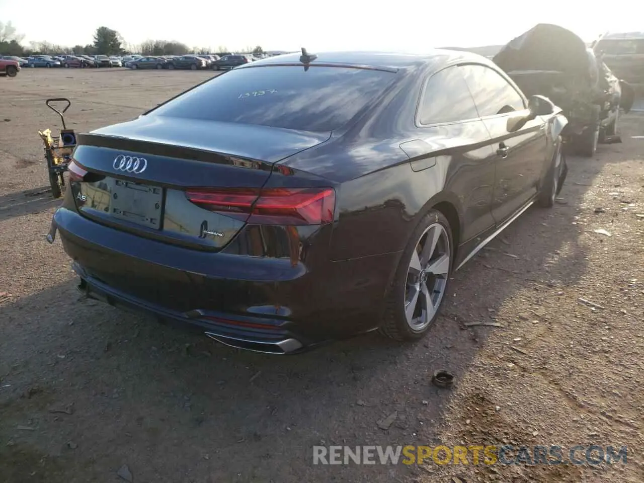 4 Фотография поврежденного автомобиля WAUTAAF56MA012475 AUDI A5 2021