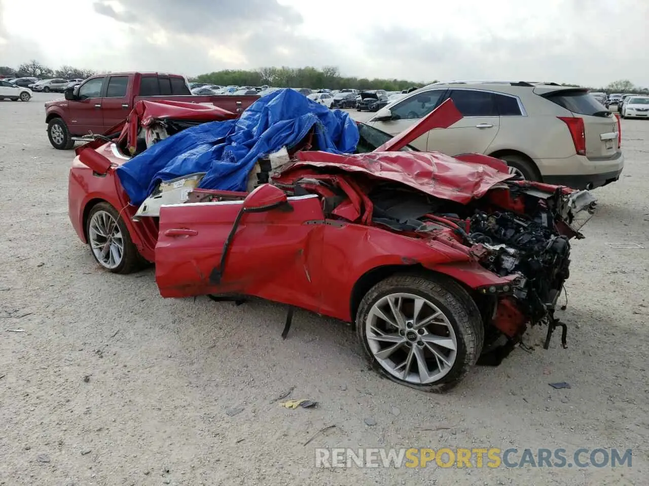 4 Фотография поврежденного автомобиля WAUABCF52NA028674 AUDI A5 2022