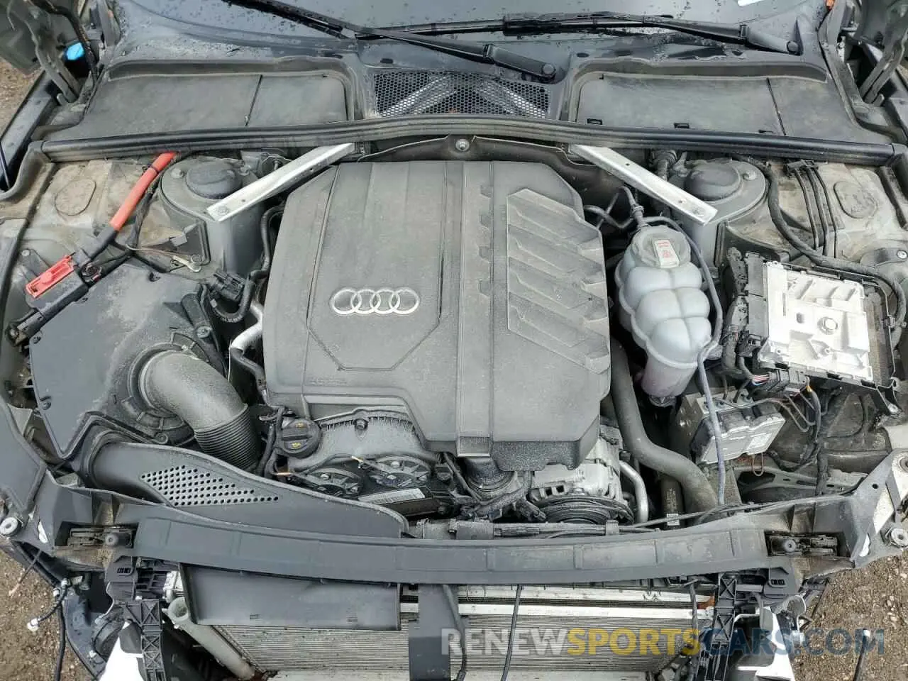11 Photograph of a damaged car WAUEACF55NA020024 AUDI A5 2022