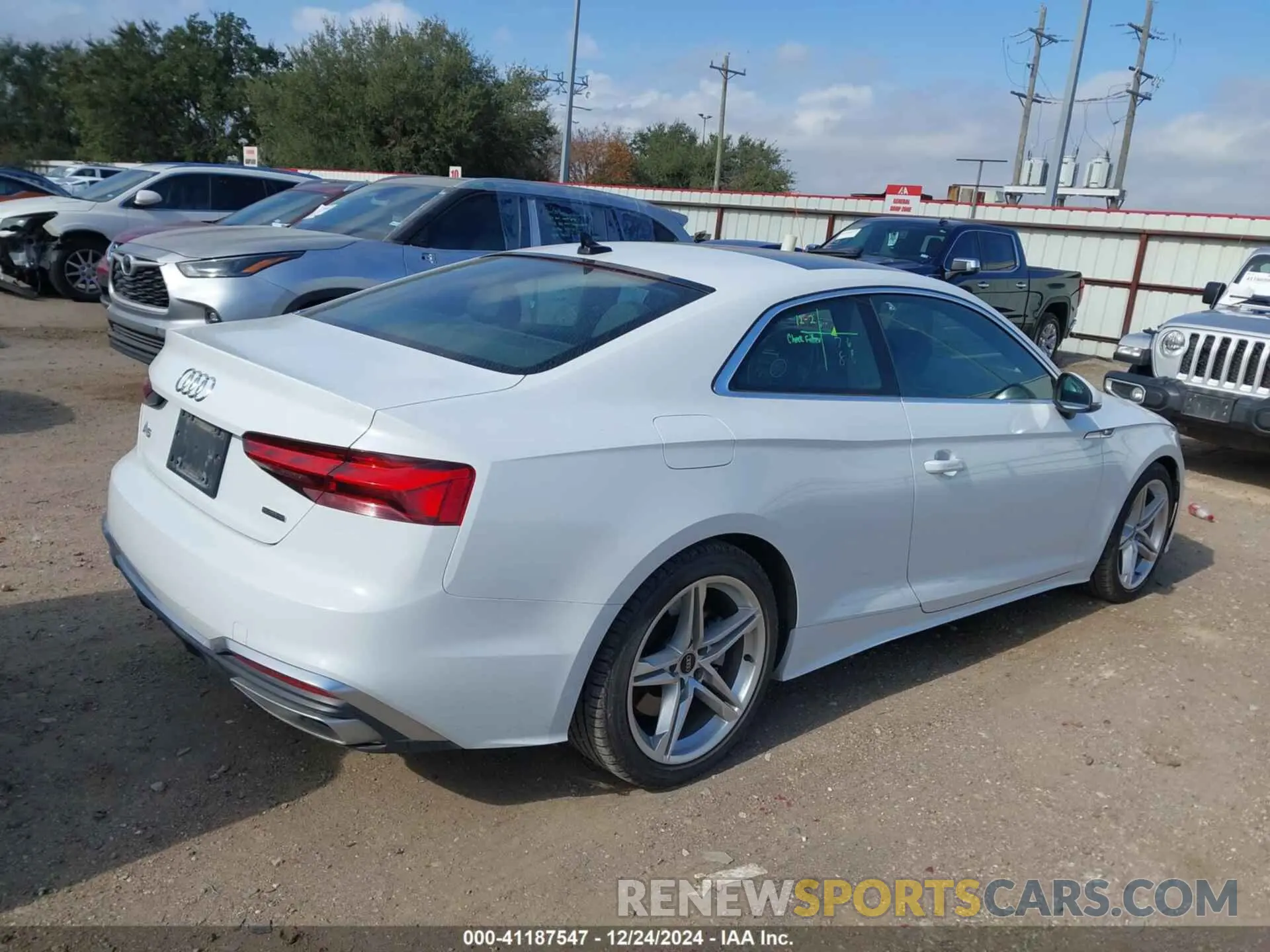 4 Photograph of a damaged car WAUSAAF53NA022409 AUDI A5 2022