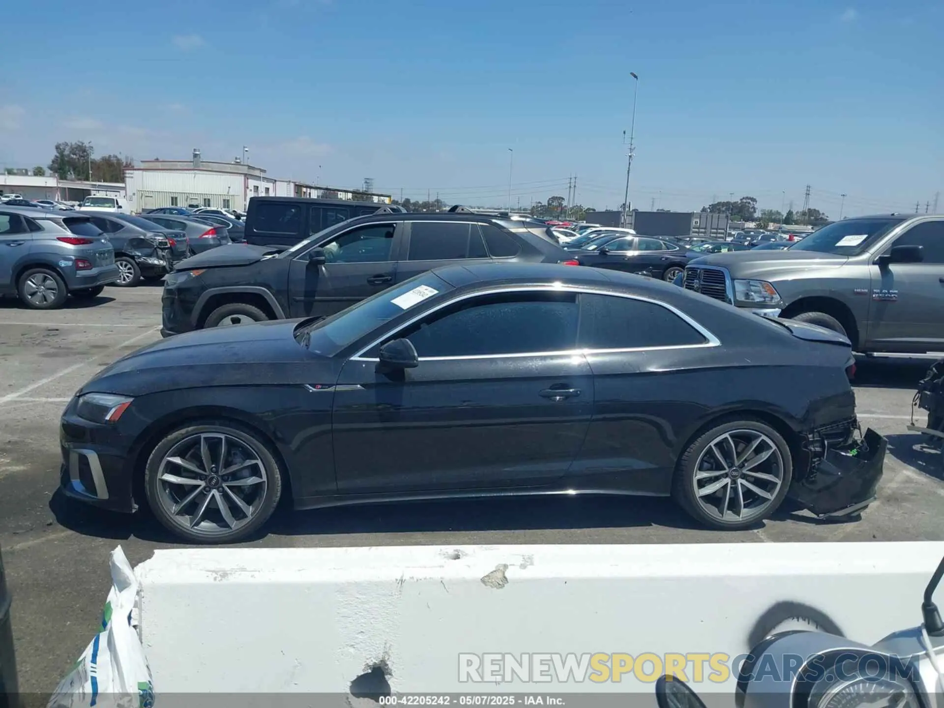 14 Photograph of a damaged car WAUTAAF51NA014569 AUDI A5 2022