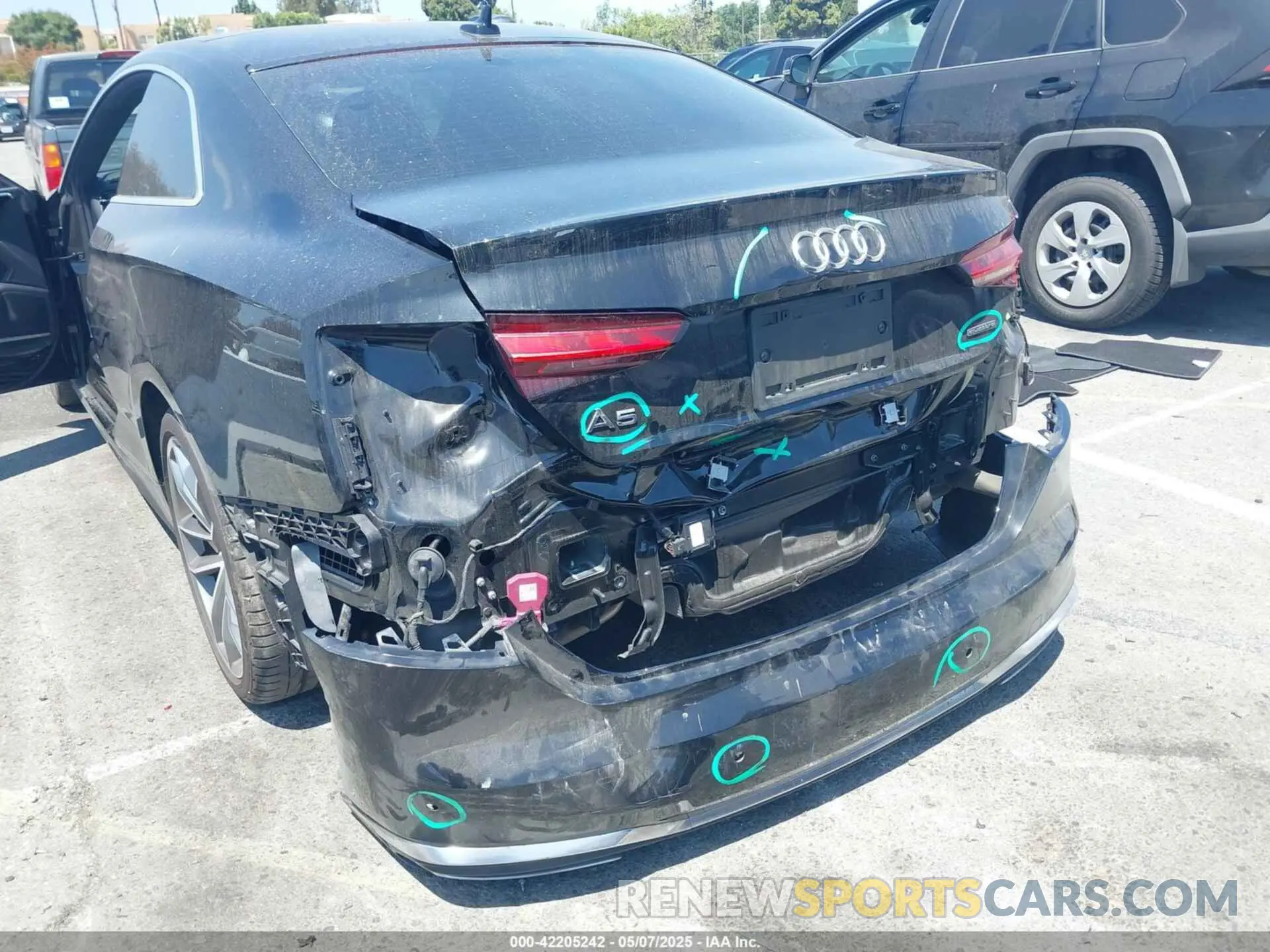 6 Photograph of a damaged car WAUTAAF51NA014569 AUDI A5 2022