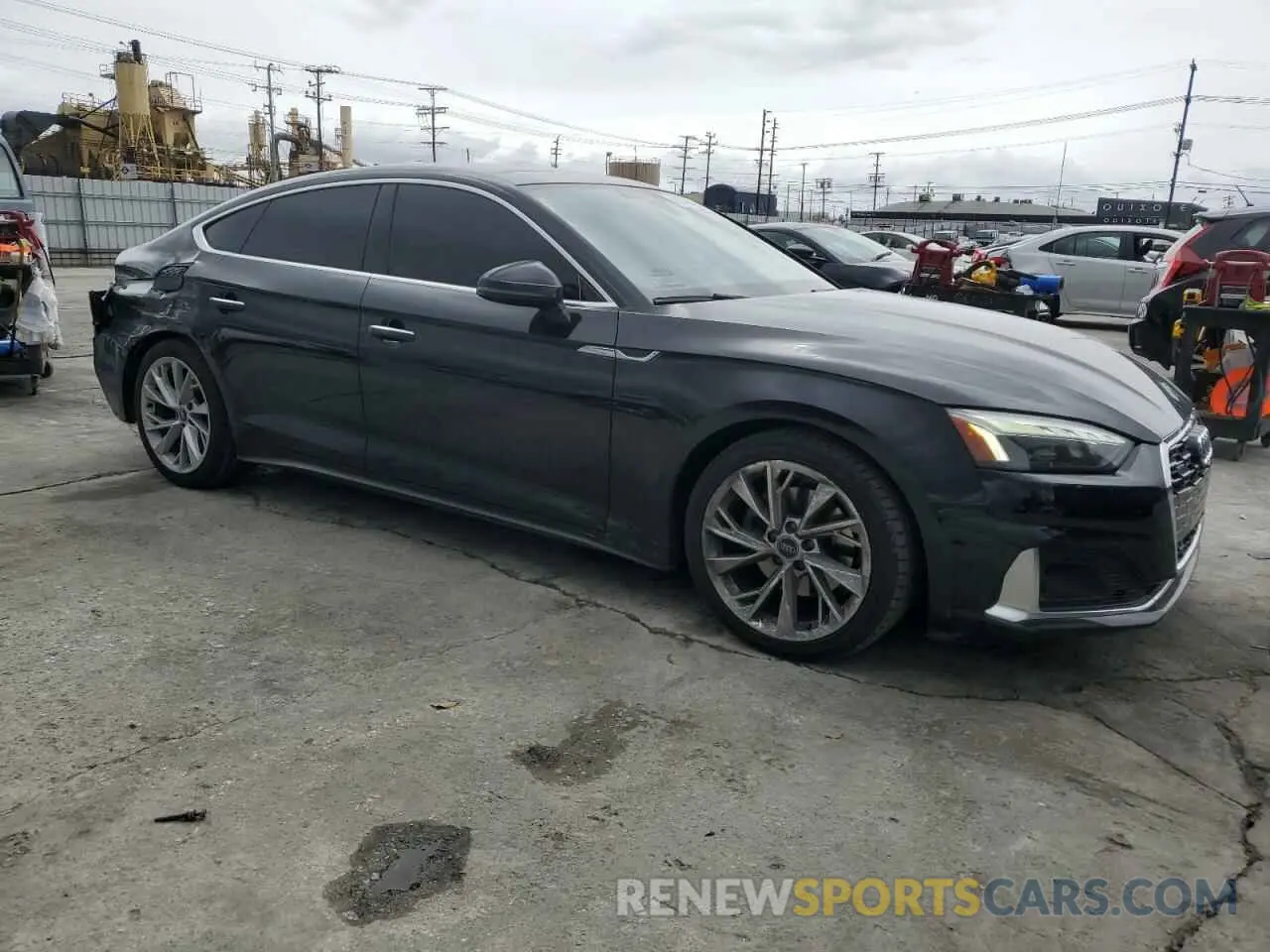4 Фотография поврежденного автомобиля WAUABCF50PA026120 AUDI A5 2023