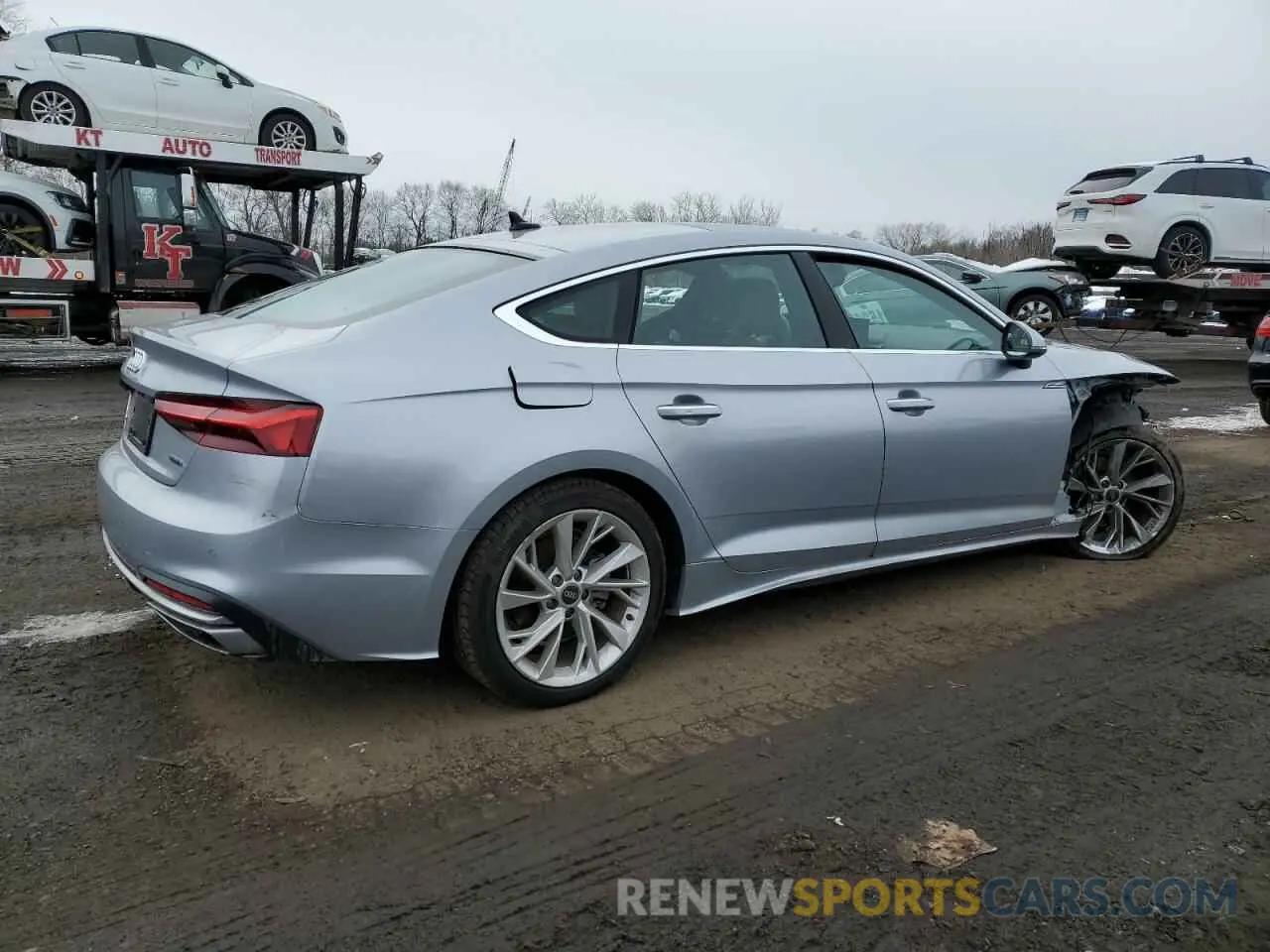 3 Фотография поврежденного автомобиля WAUABCF52PA027060 AUDI A5 2023