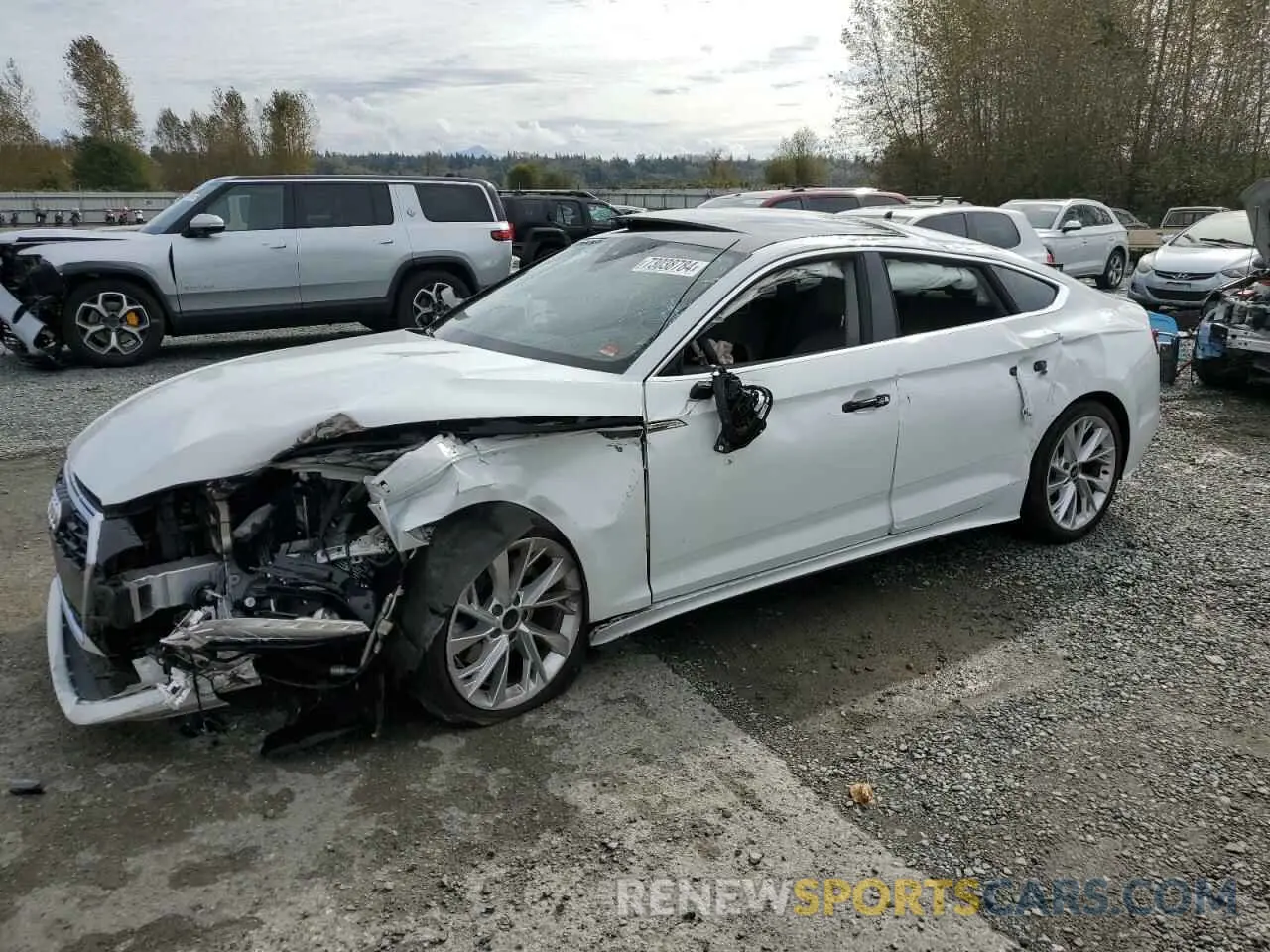 1 Фотография поврежденного автомобиля WAUABCF55PA017039 AUDI A5 2023