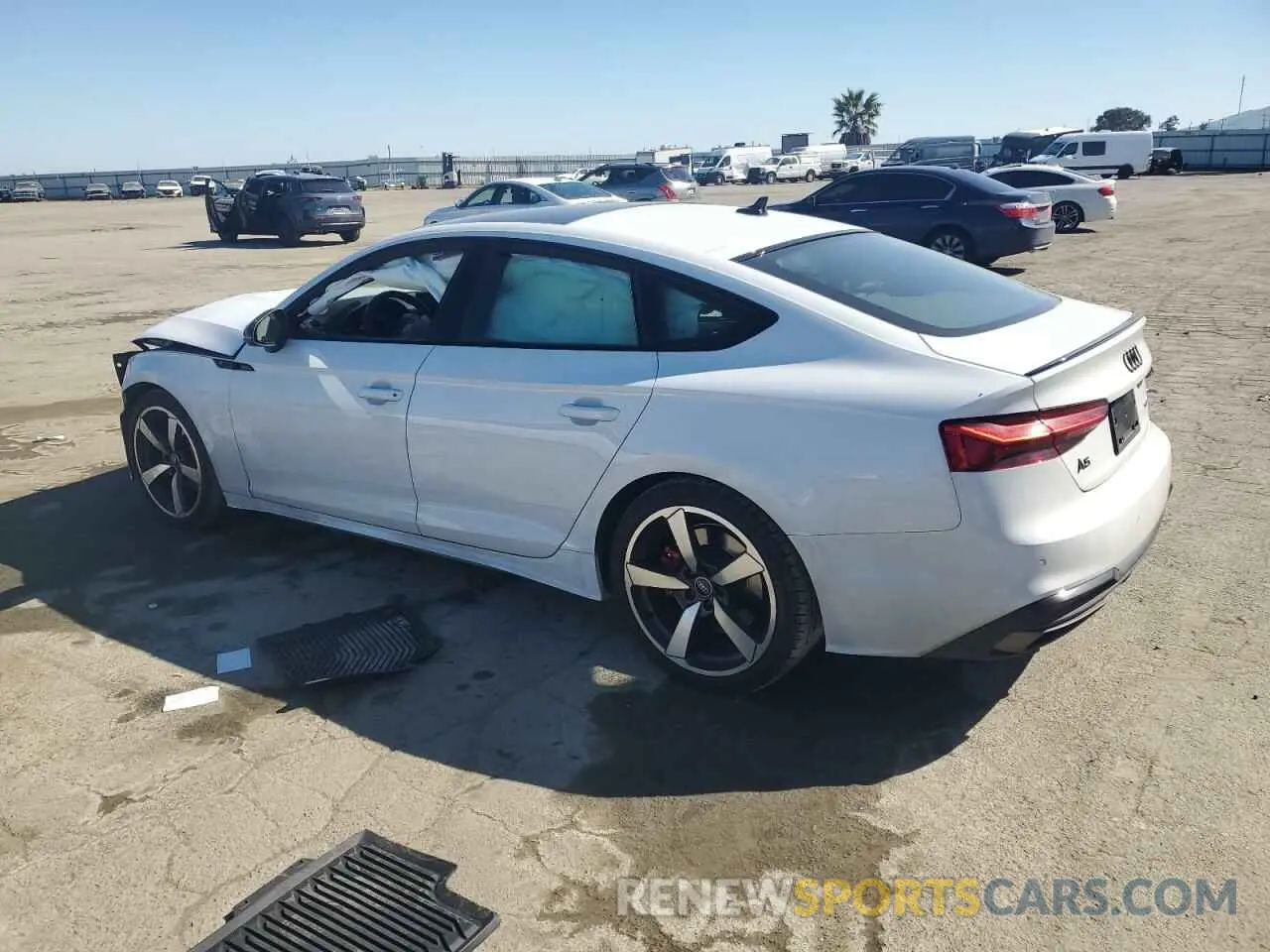 2 Фотография поврежденного автомобиля WAUFACF59PA063160 AUDI A5 2023