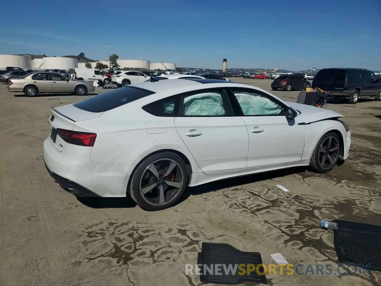 3 Фотография поврежденного автомобиля WAUFACF59PA063160 AUDI A5 2023