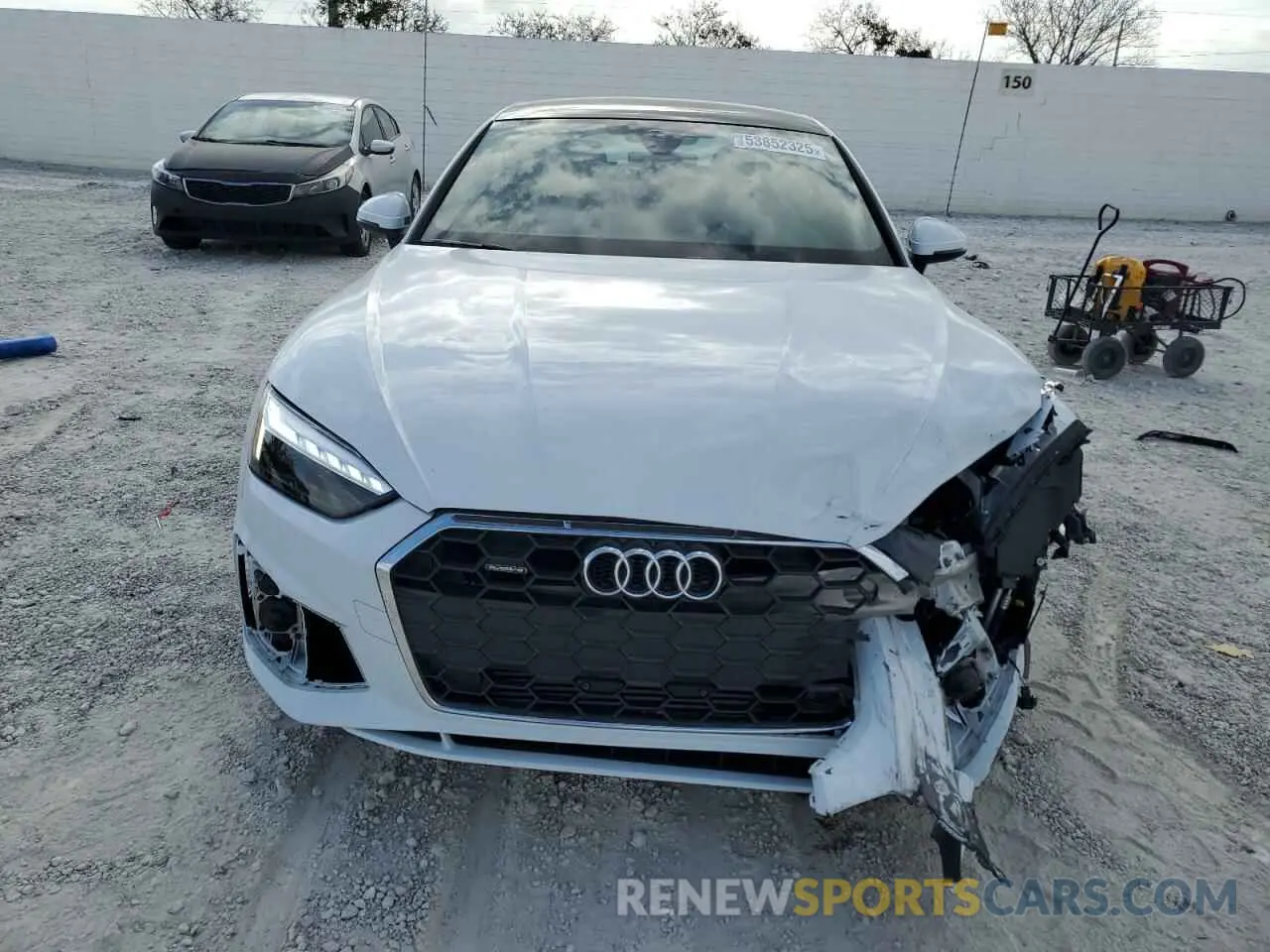 5 Фотография поврежденного автомобиля WAUDACF50RA078883 AUDI A5 2024