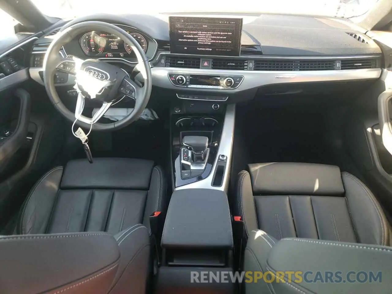 8 Фотография поврежденного автомобиля WAUDACF50RA092458 AUDI A5 2024