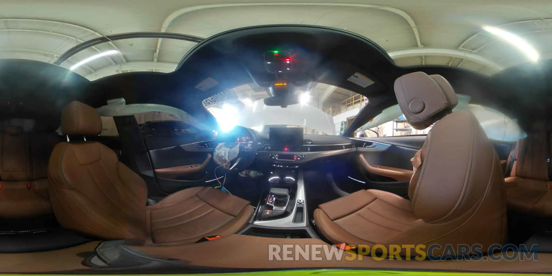 12 Фотография поврежденного автомобиля WAUFACF50RA018966 AUDI A5 2024
