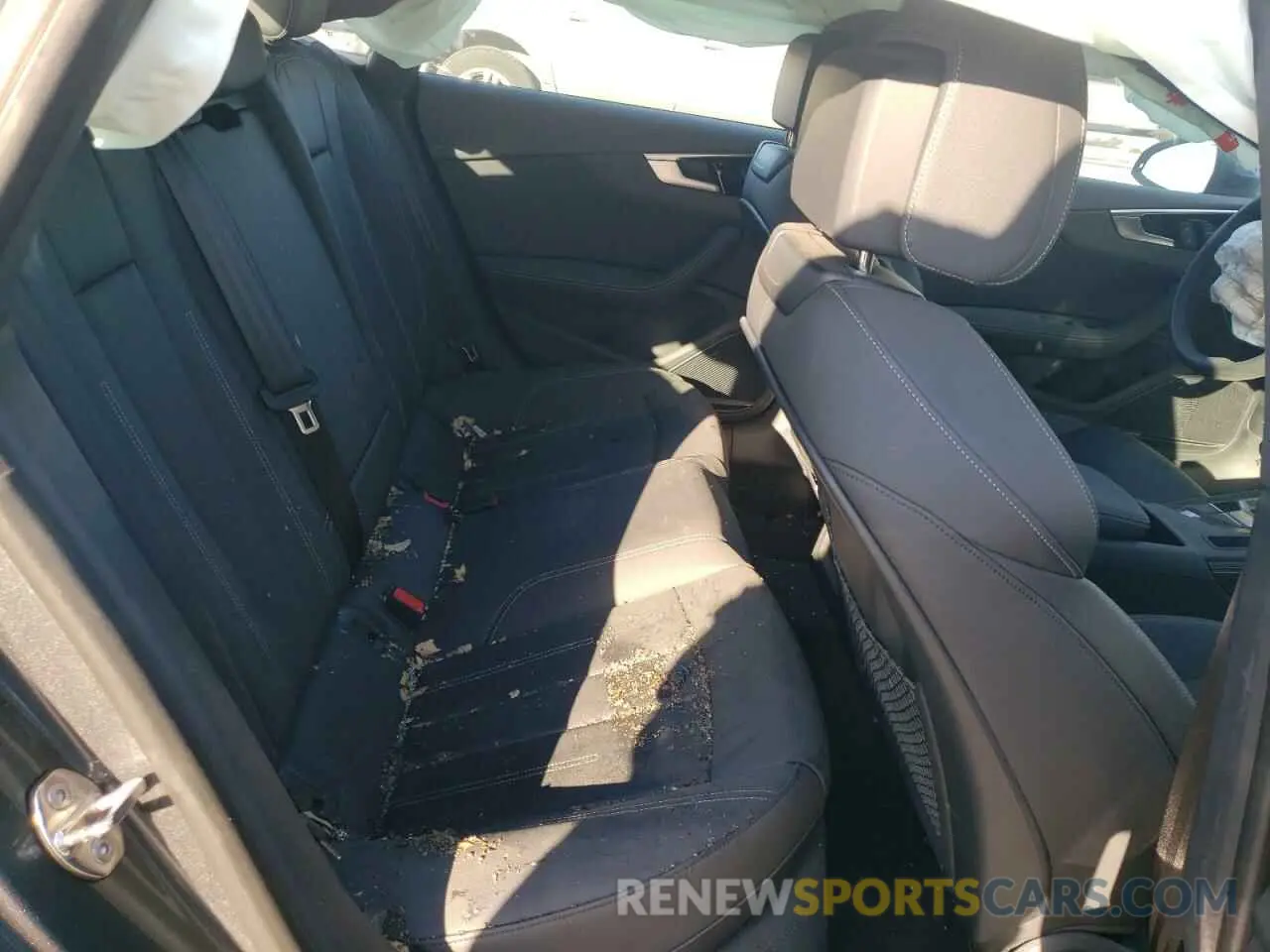 10 Photograph of a damaged car WAUFACF56RA113211 AUDI A5 2024
