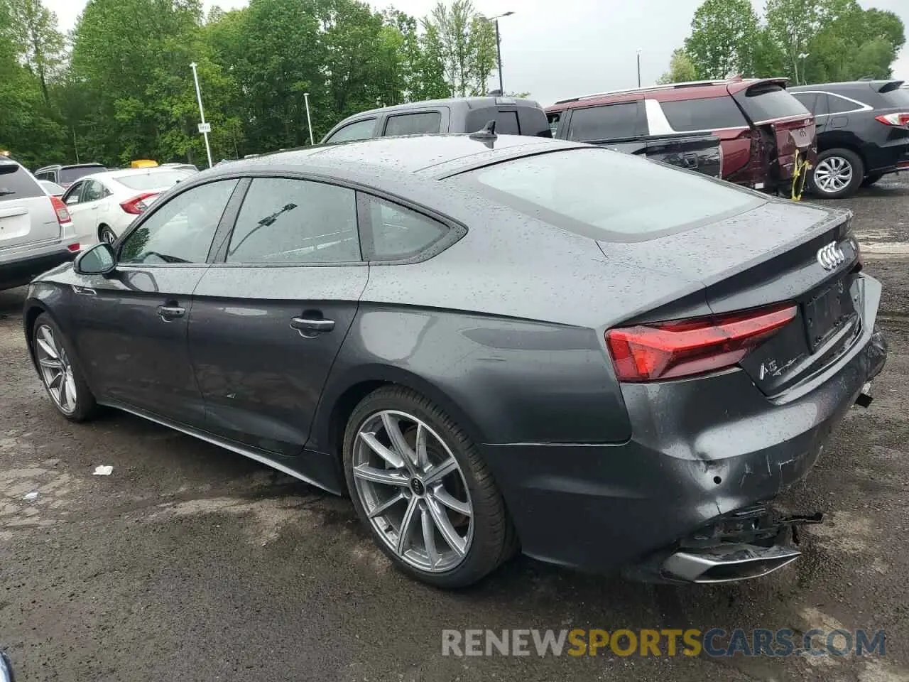 2 Фотография поврежденного автомобиля WAUDACF53SA005299 AUDI A5 2025