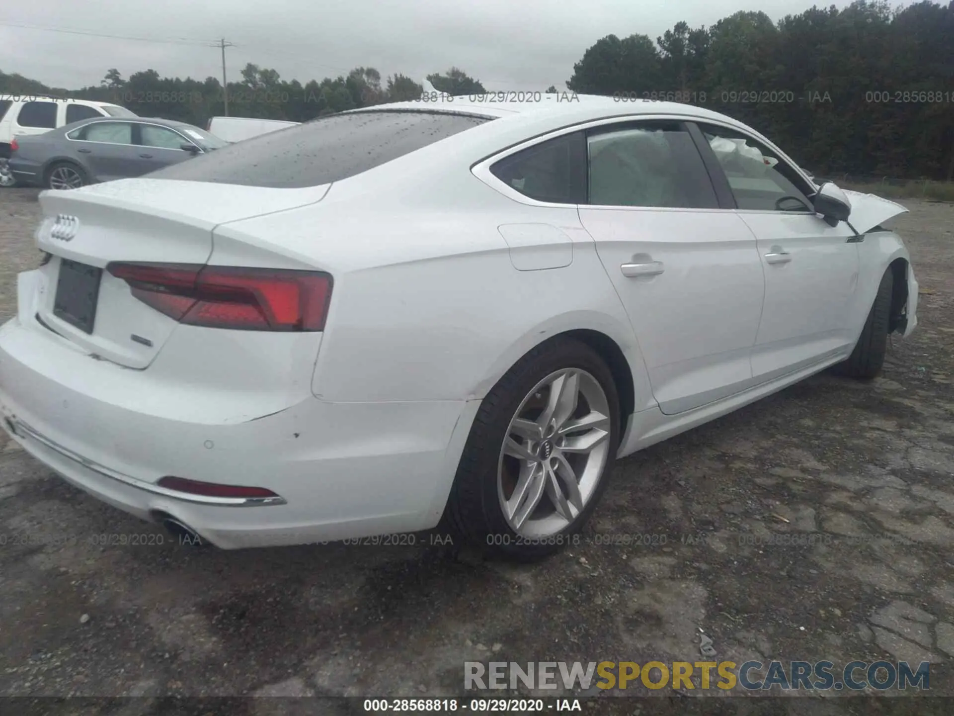 4 Photograph of a damaged car WAUBNCF50KA098987 AUDI A5 SPORTBACK 2019