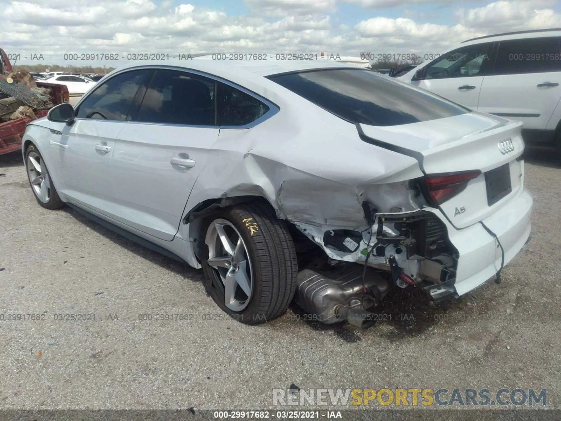 3 Photograph of a damaged car WAUENCF50KA023543 AUDI A5 SPORTBACK 2019