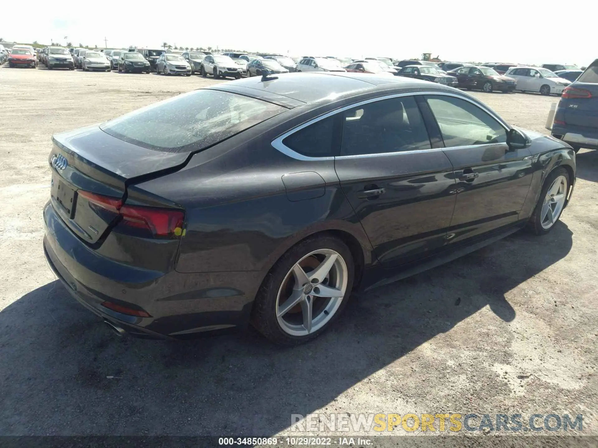4 Фотография поврежденного автомобиля WAUENCF57KA048942 AUDI A5 SPORTBACK 2019