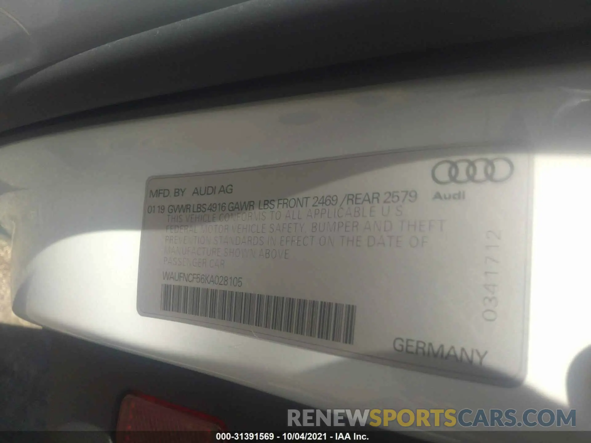 9 Фотография поврежденного автомобиля WAUFNCF56KA028105 AUDI A5 SPORTBACK 2019