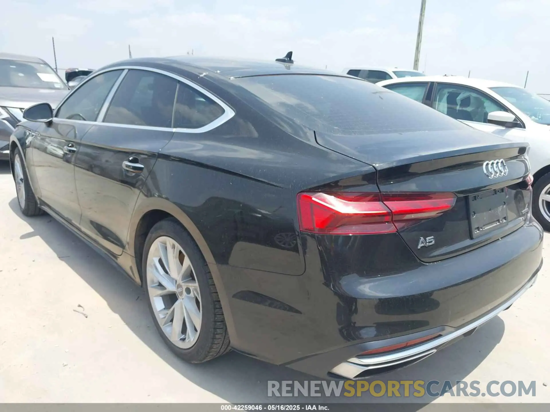 3 Photograph of a damaged car WAUANCF50LA004832 AUDI A5 SPORTBACK 2020
