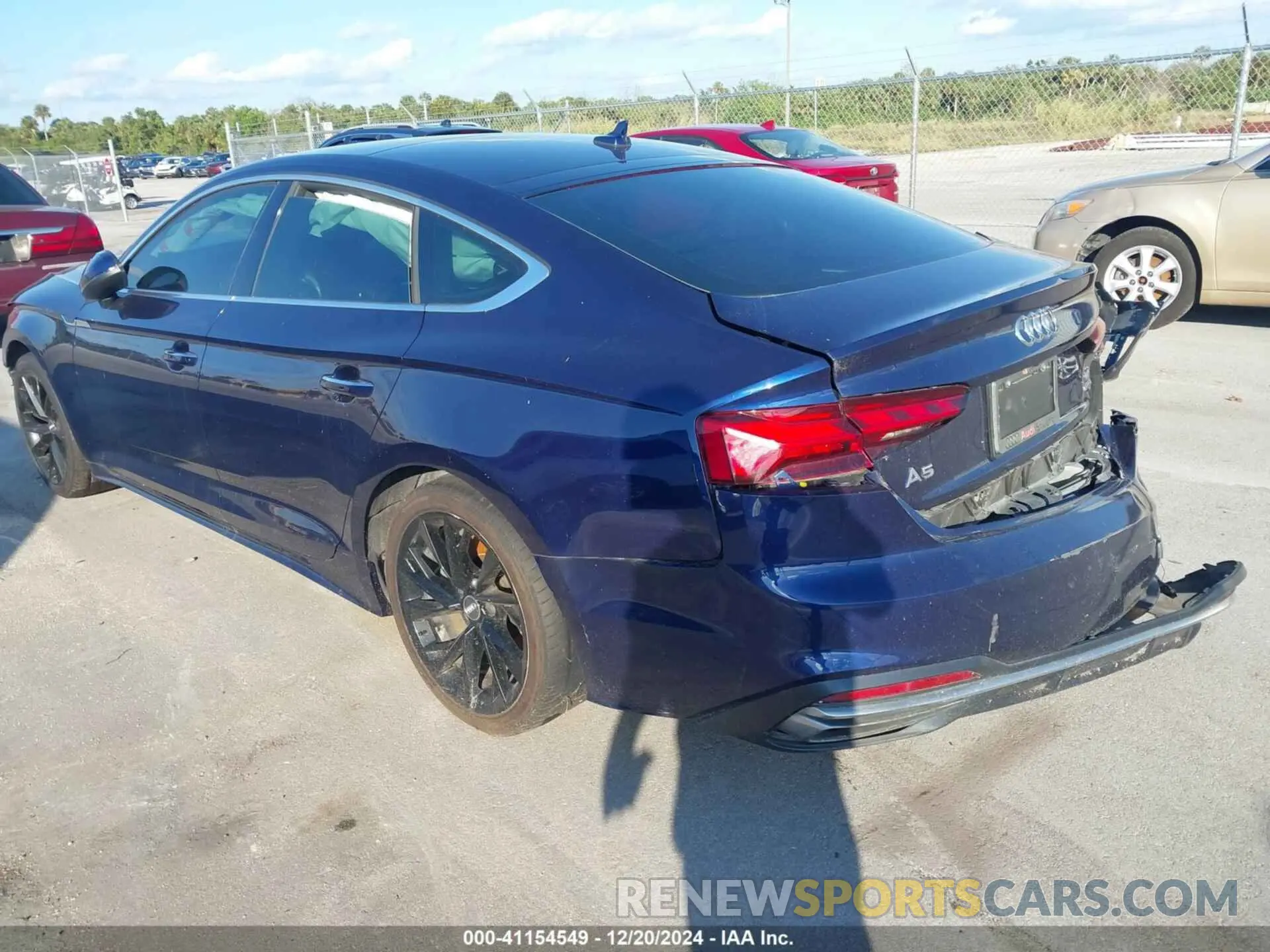 21 Photograph of a damaged car WAUANCF52LA003746 AUDI A5 SPORTBACK 2020