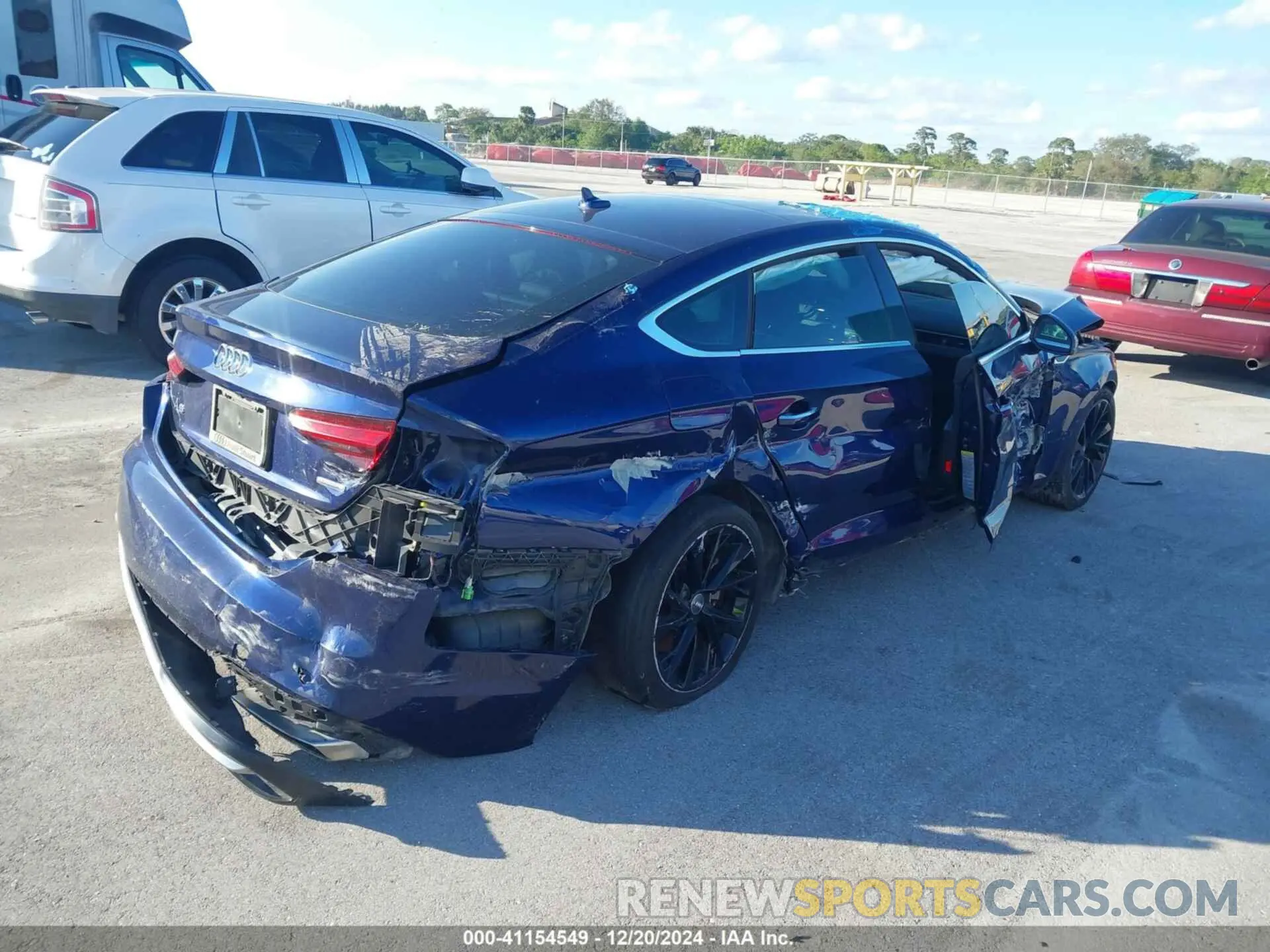 4 Photograph of a damaged car WAUANCF52LA003746 AUDI A5 SPORTBACK 2020