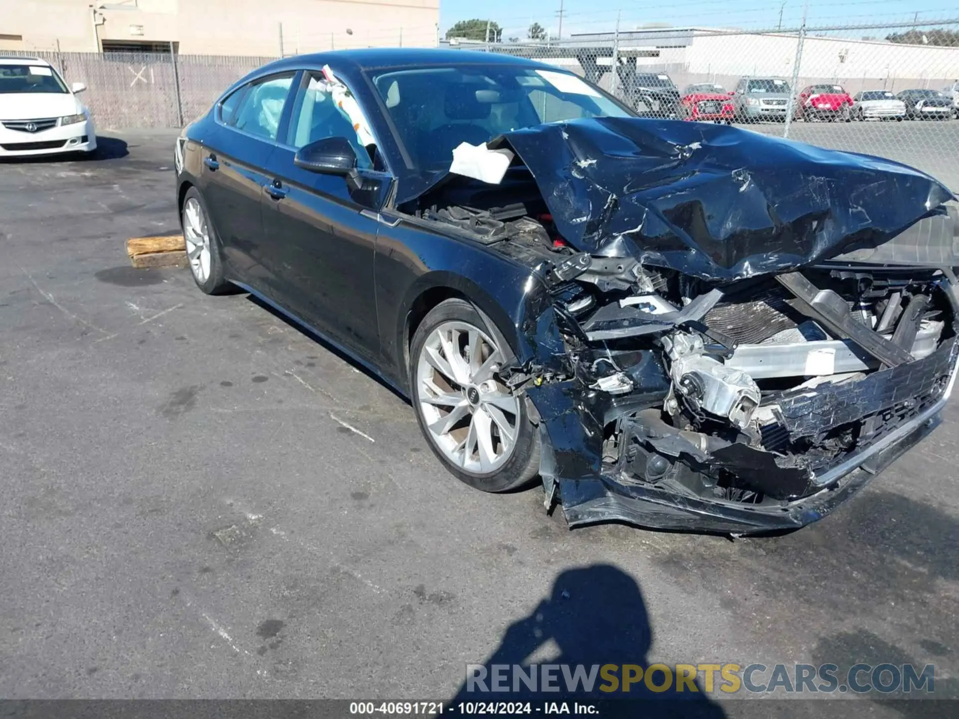 1 Фотография поврежденного автомобиля WAUABCF52MA026437 AUDI A5 SPORTBACK 2021